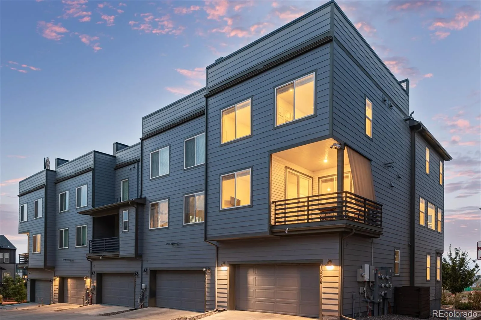 16586 Shoshone Place Broomfield CO 80023 | MLS #REC7387103 06192026234919 1600 23