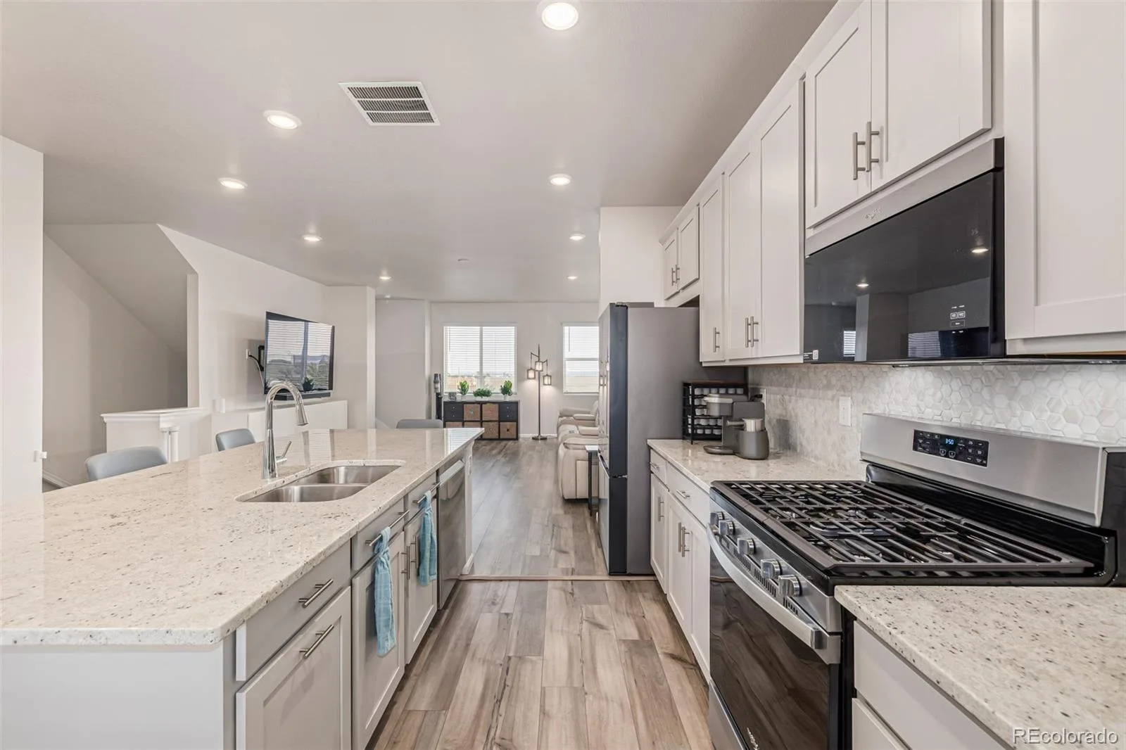 16586 Shoshone Place Broomfield CO 80023 | MLS #REC7387103 06192026234919 1600 5