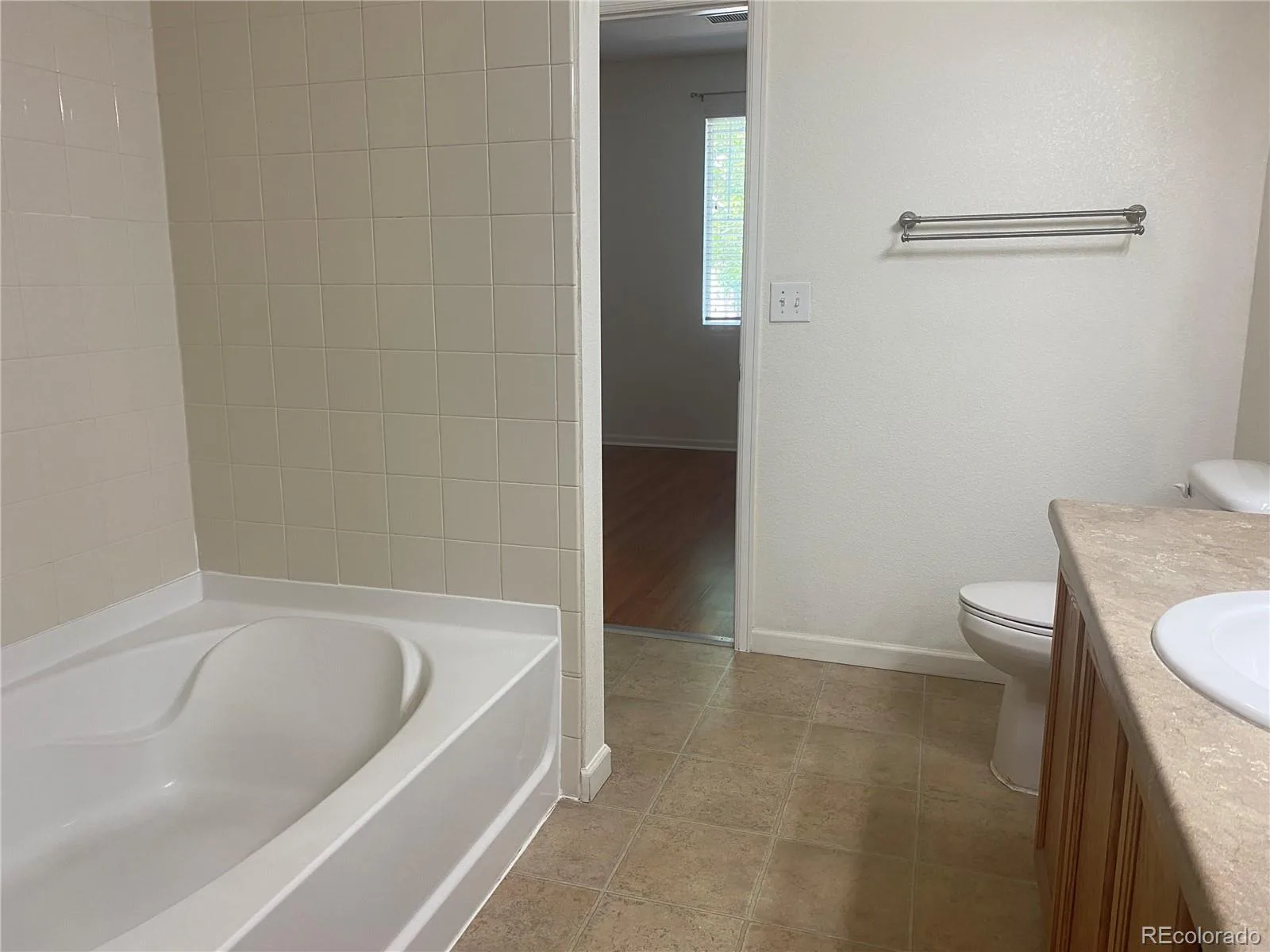 9300 E Florida Avenue #608 Denver CO 80247 MLS #REC7390972 06212026005516 1600 13