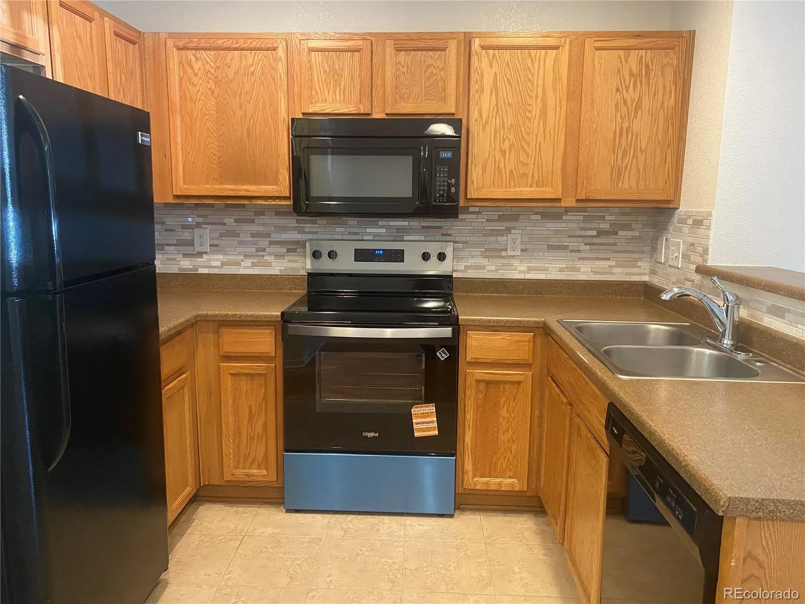 9300 E Florida Avenue #608 Denver CO 80247 MLS #REC7390972 06212026005516 1600 7