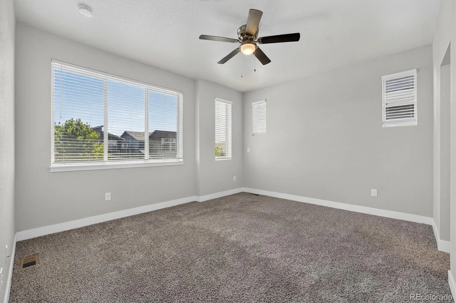 6827 Canosa Street Denver CO 80221 | MLS #REC7392153 08022026195426 1600 27