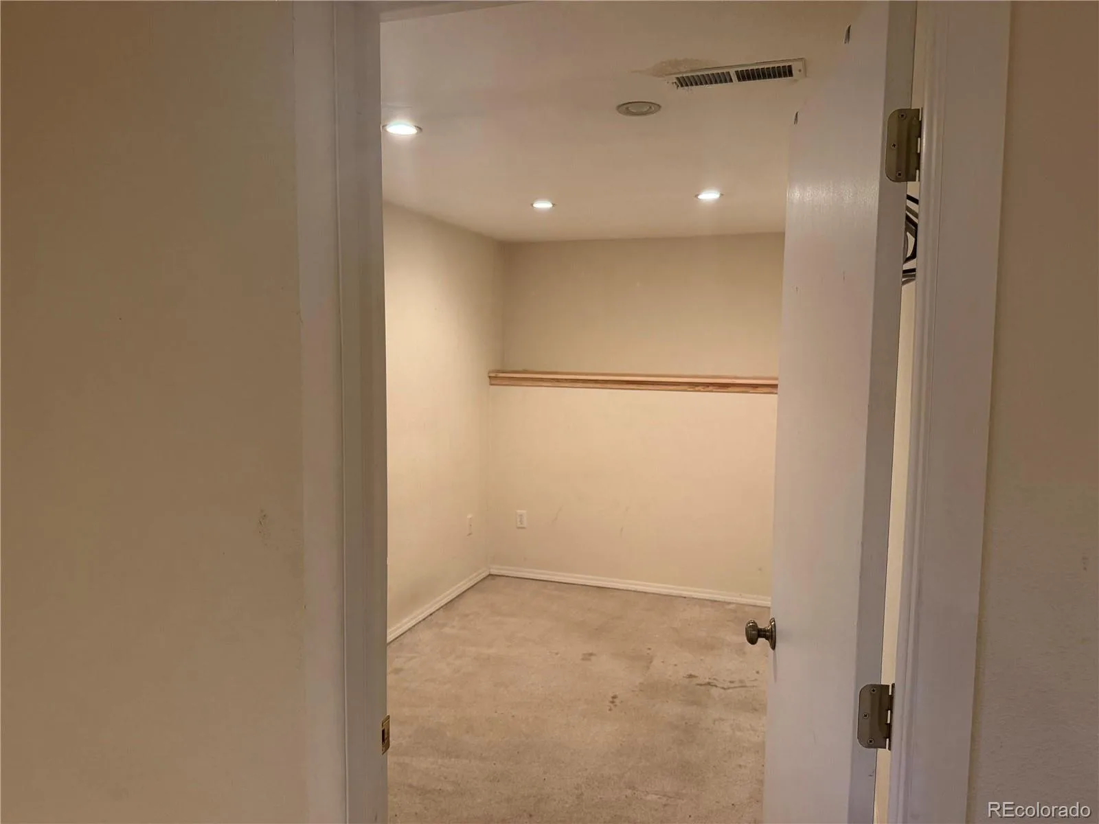 2069 S Macon Way Aurora CO 80014 | MLS #REC7393028 08262026191557 1600 37