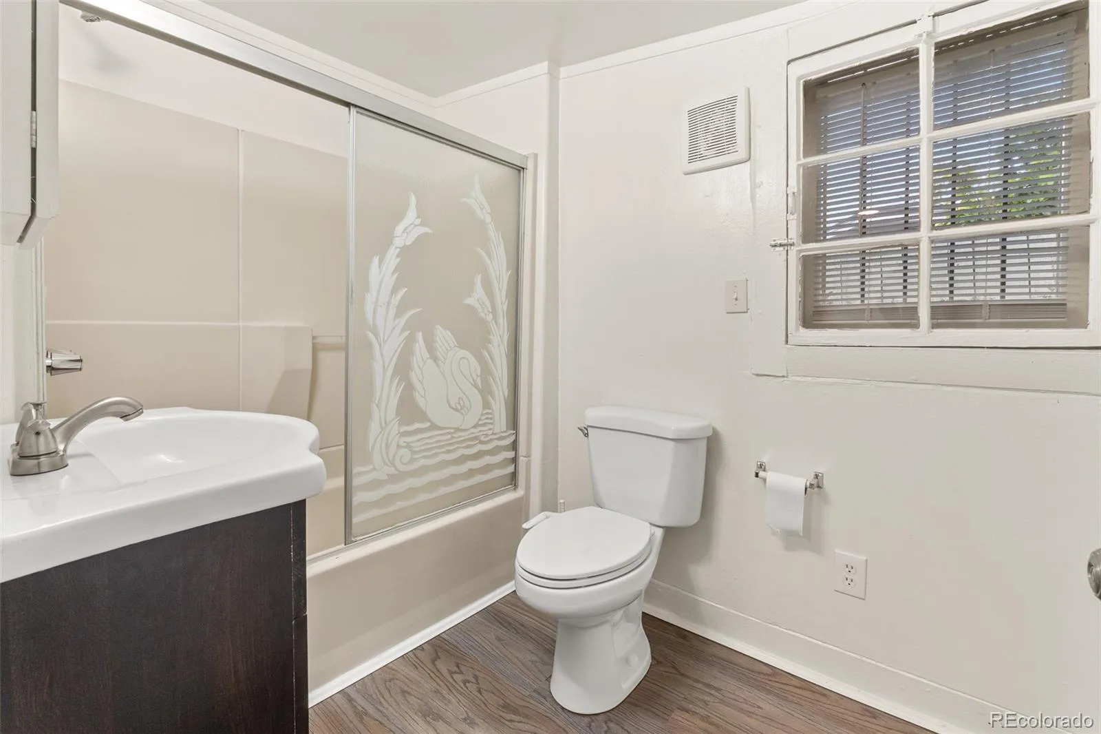 1272 Ulster Street Denver CO 80220 | MLS #REC7395267 08072026165958 1600 26