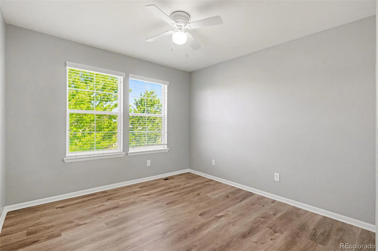 6340 S Langdale Way Aurora CO 80016 MLS #REC7396983 06232026223634 1600 18