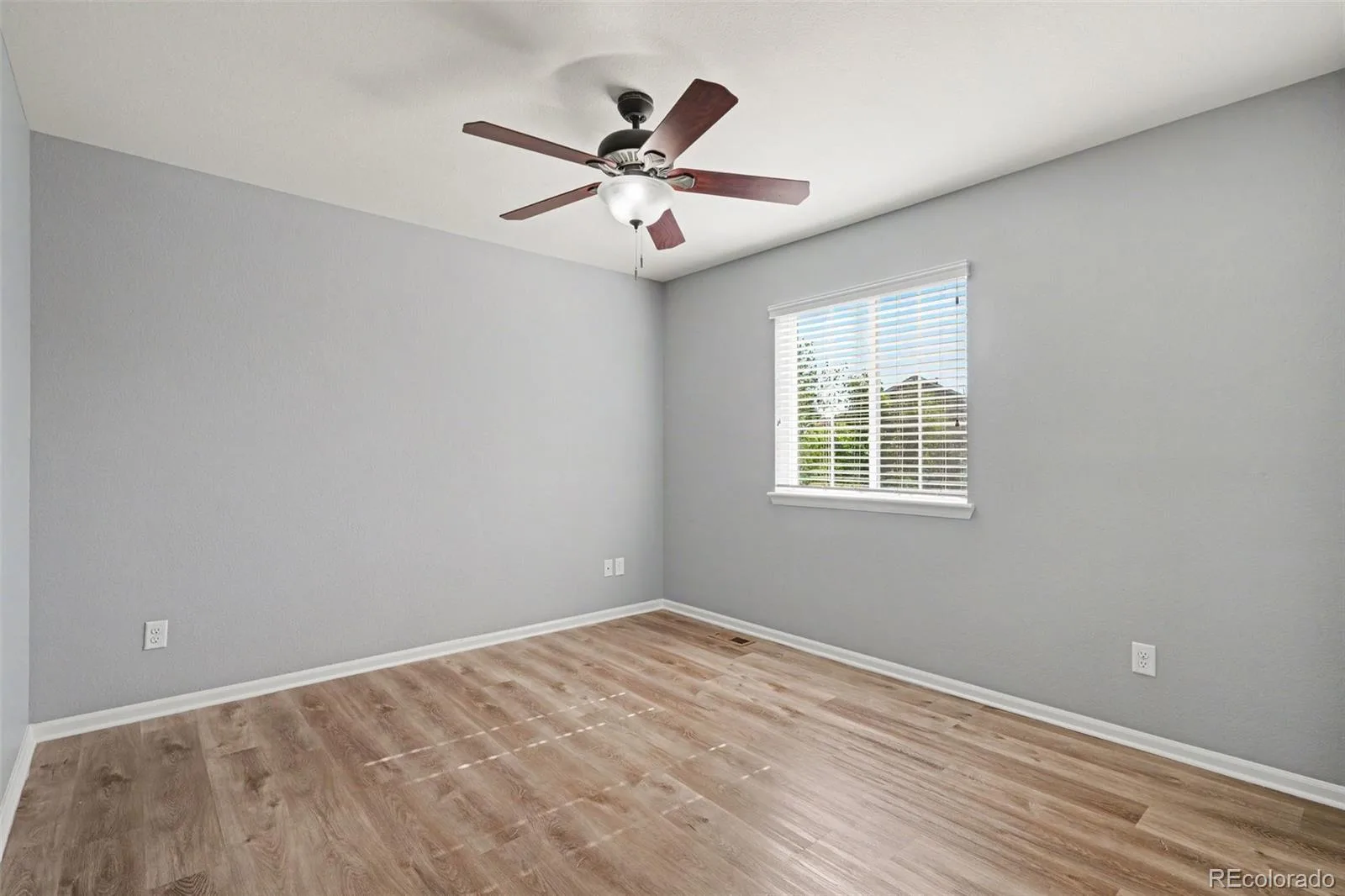 6340 S Langdale Way Aurora CO 80016 MLS #REC7396983 06232026223634 1600 19