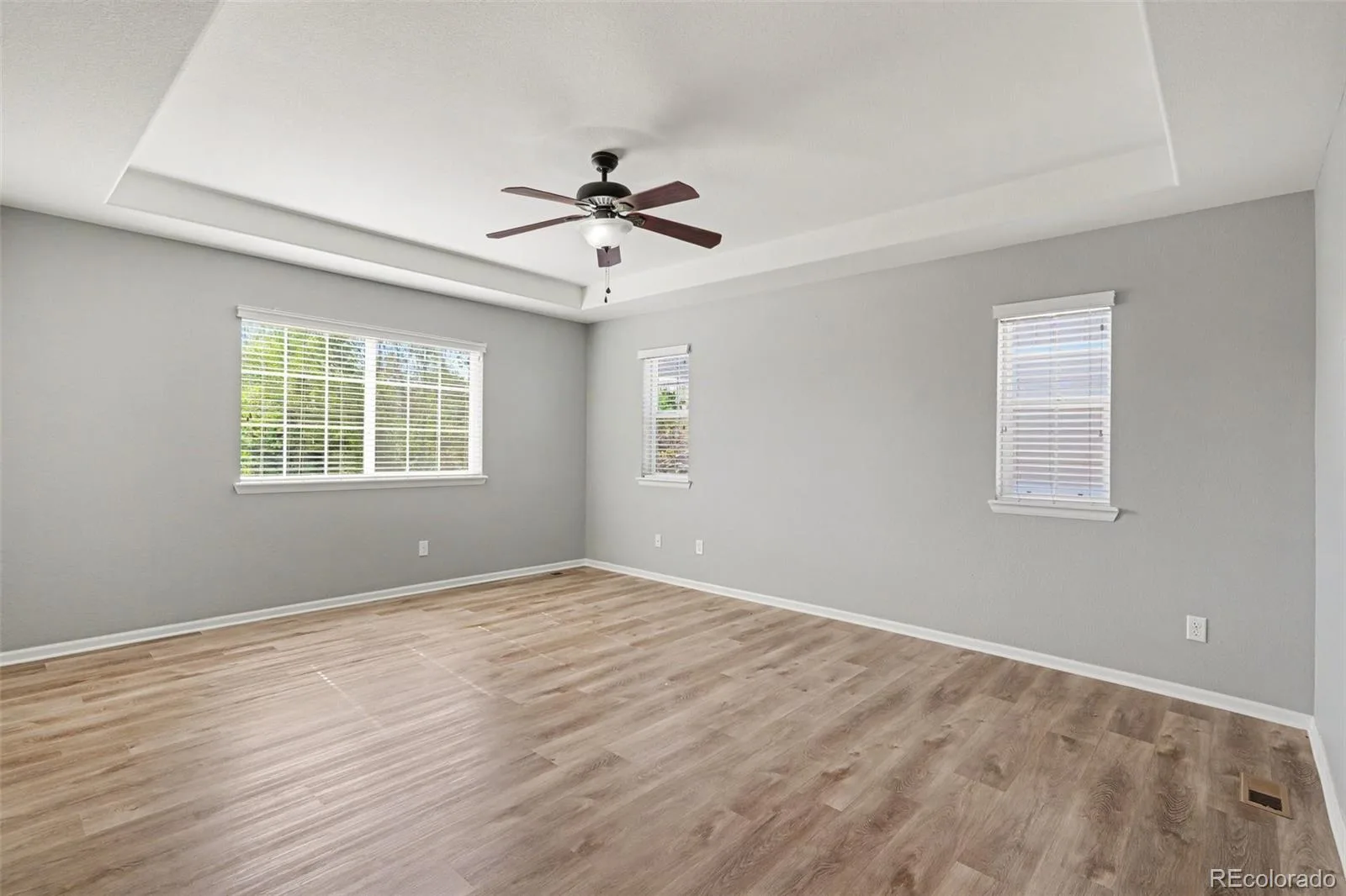 6340 S Langdale Way Aurora CO 80016 MLS #REC7396983 06232026223634 1600 22