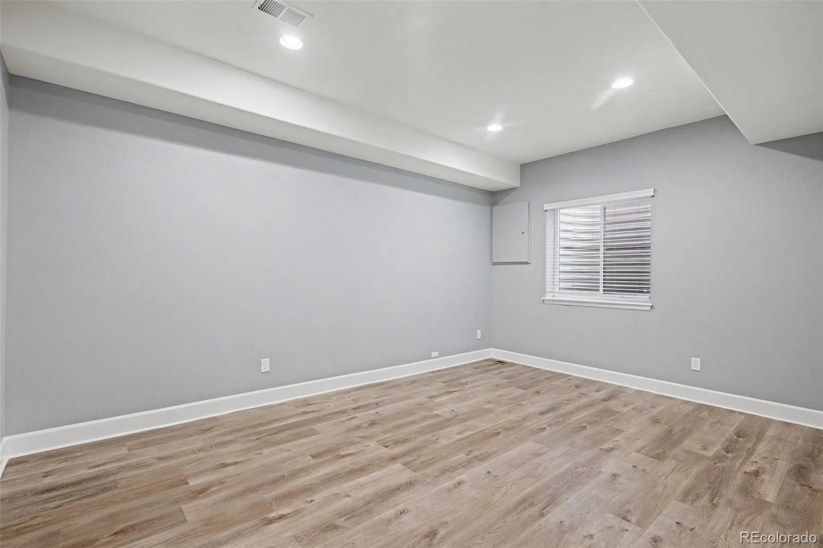 6340 S Langdale Way Aurora CO 80016 MLS #REC7396983 06232026223634 1600 31