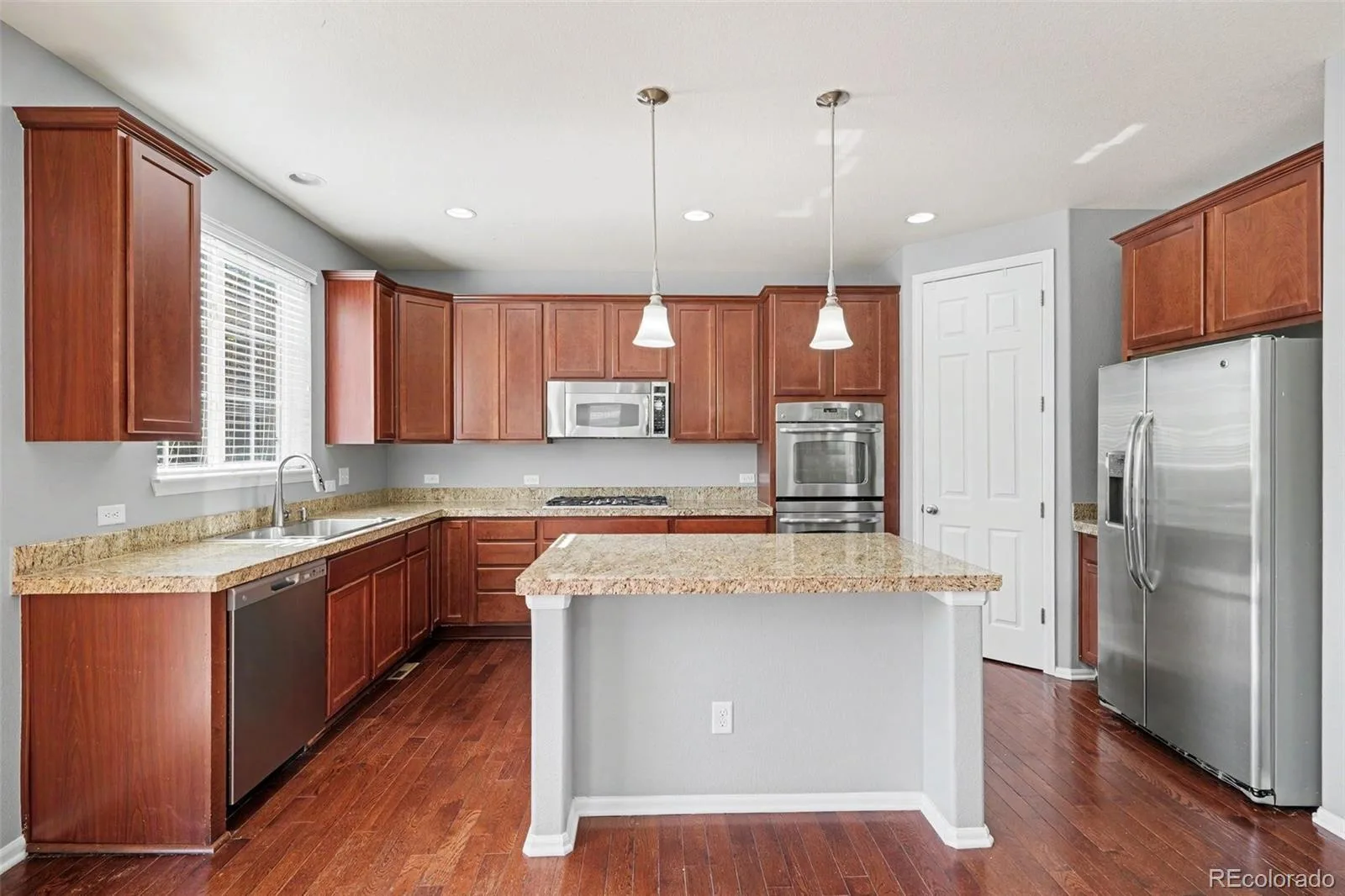 6340 S Langdale Way Aurora CO 80016 MLS #REC7396983 06232026223634 1600 9