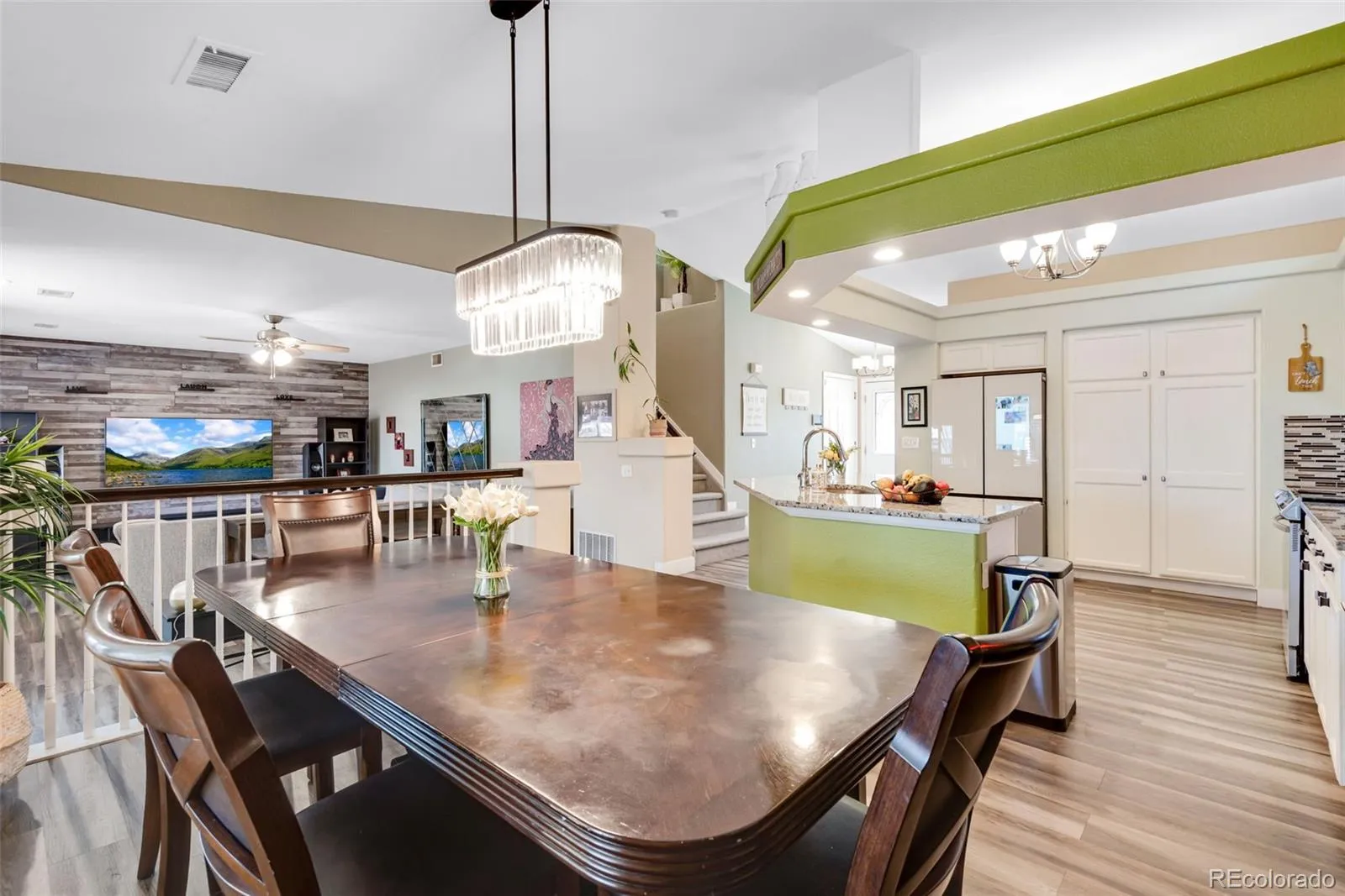 19573 E 40th Drive Denver CO 80249 MLS #REC7398031 04152026023616 1600 20