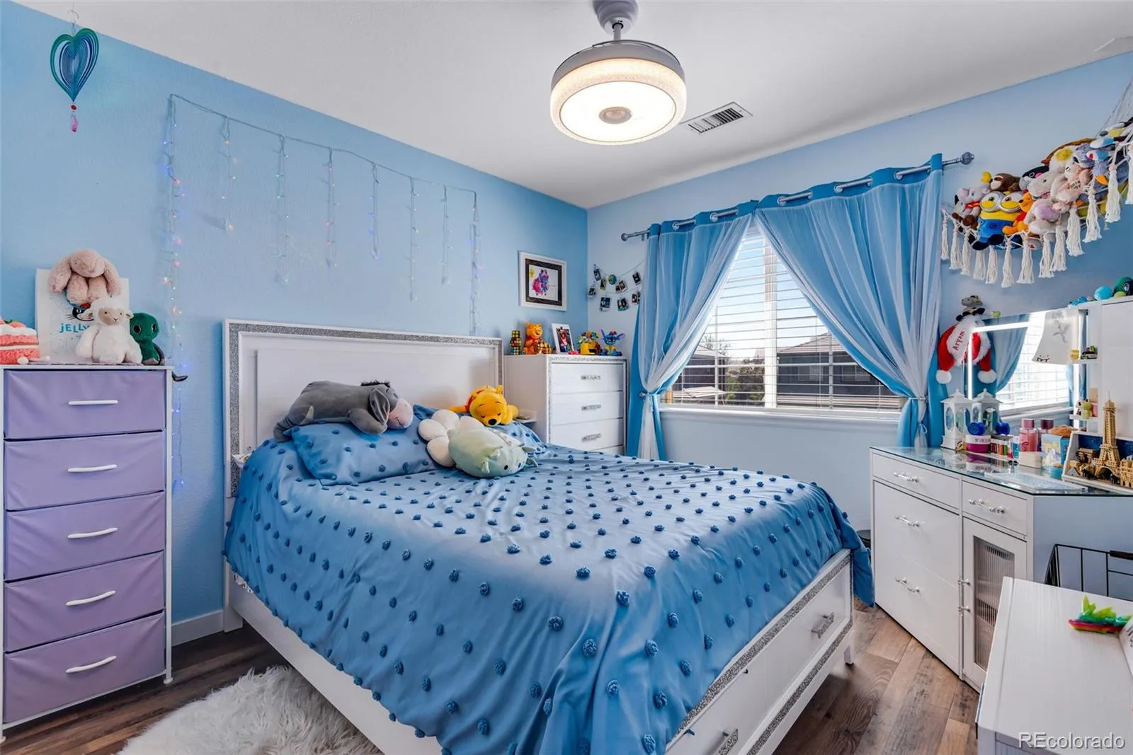 19573 E 40th Drive Denver CO 80249 MLS #REC7398031 04152026023616 1600 37