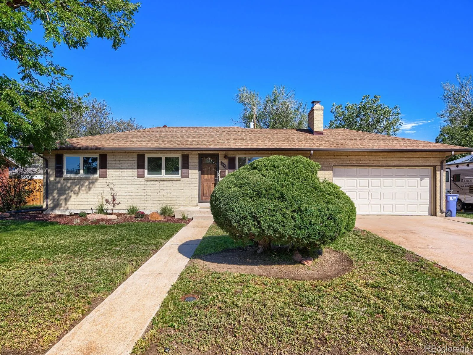 3851 W Greenwood Place Denver CO 80236 | MLS #REC7398560 09282026223557 1600 1