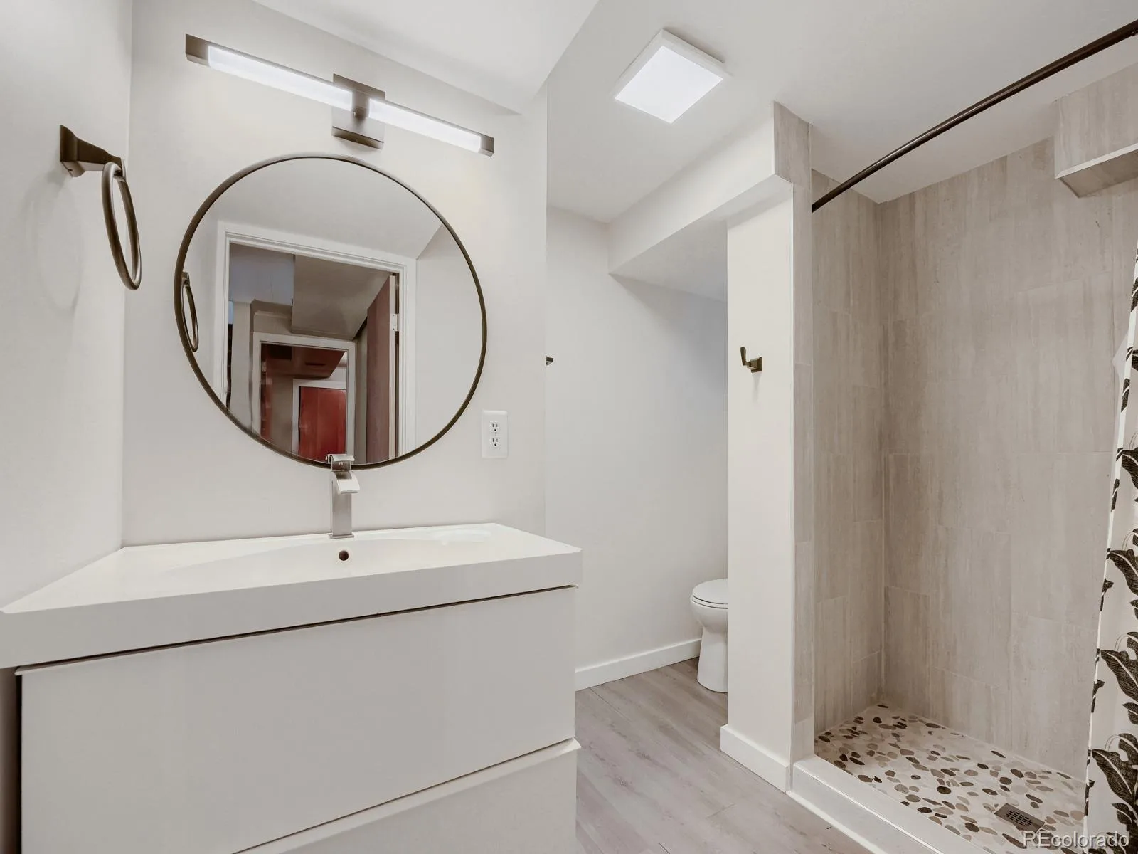 3851 W Greenwood Place Denver CO 80236 | MLS #REC7398560 09282026223557 1600 33