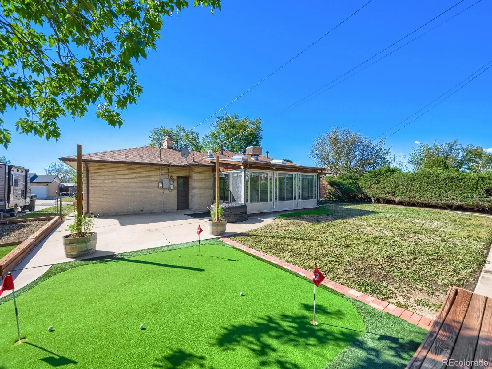 3851 W Greenwood Place Denver CO 80236 | MLS #REC7398560 09282026223557 1600 41