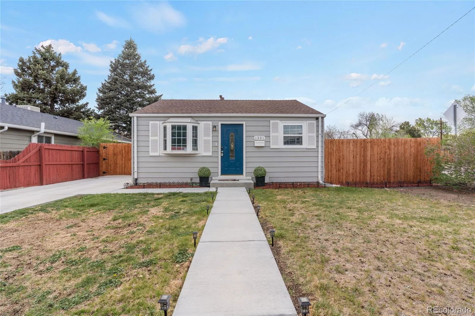 1301 S Wolff Street Denver CO 80219 MLS #REC7398989 04282026172433 1600 35