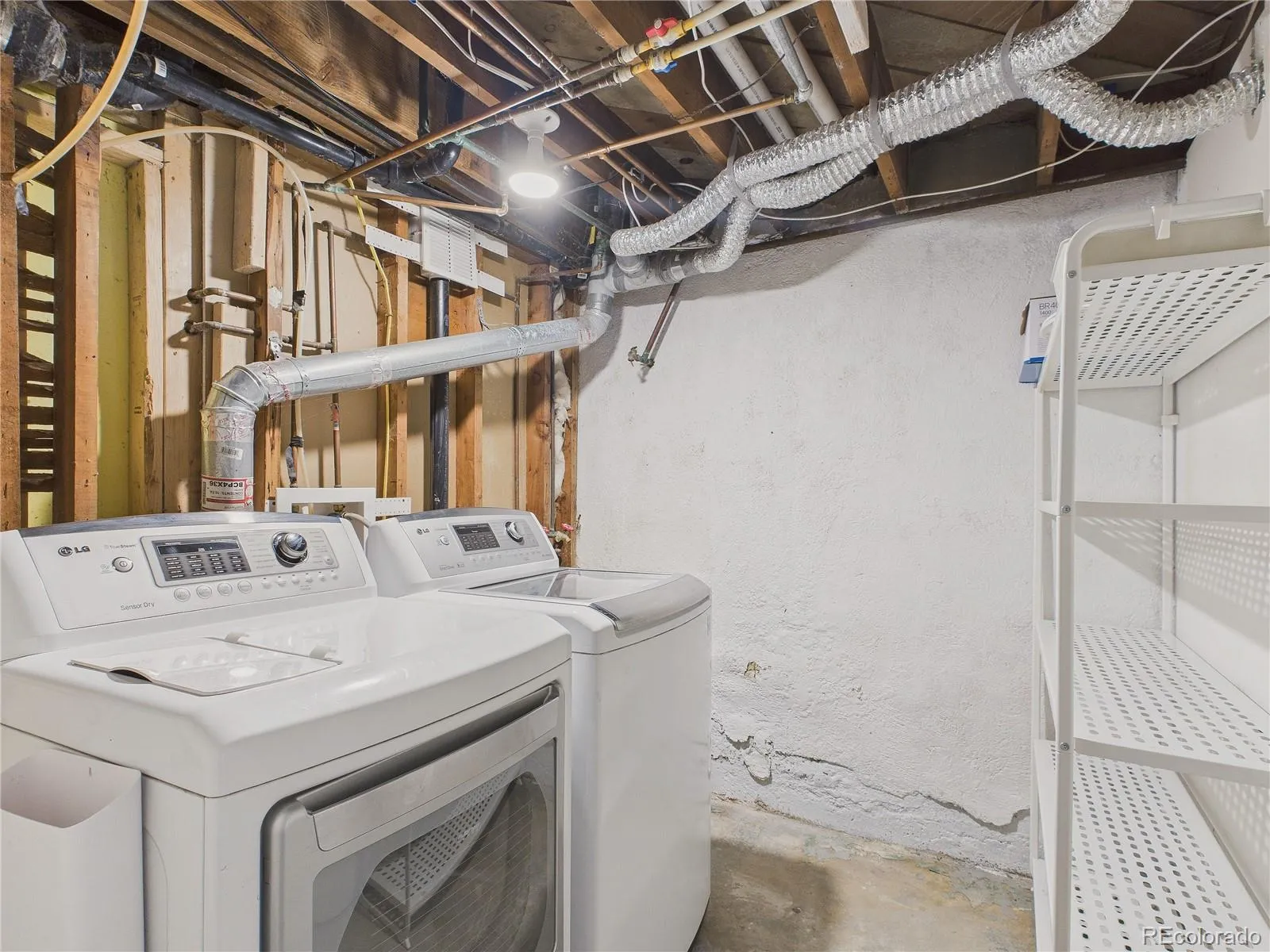 04072026202148 1600 24