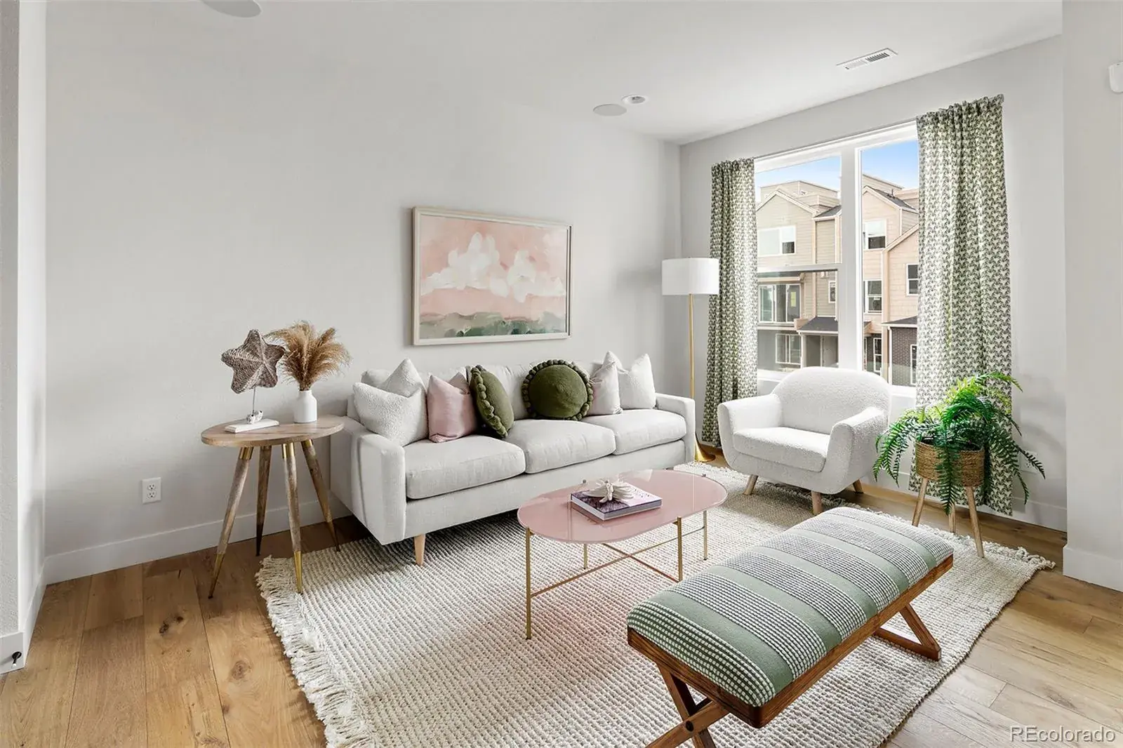 888 S Valentia Street #16-102 Denver CO 80247 MLS #REC7399704 11122025005235 1600 10