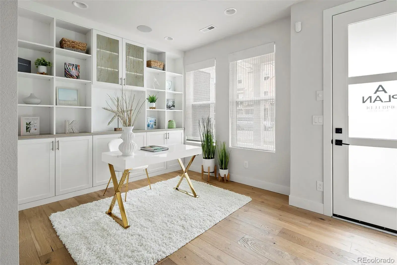 888 S Valentia Street #16-102 Denver CO 80247 MLS #REC7399704 11122025005235 1600 2