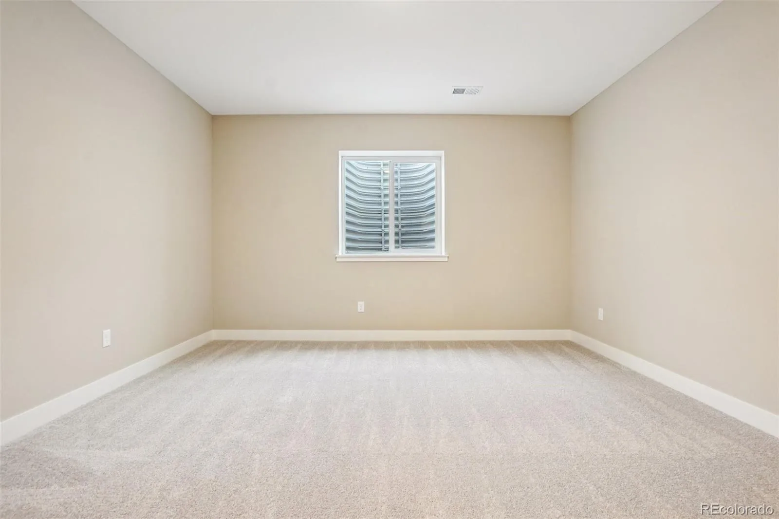 13817 Daffodil Way Parker CO 80134 MLS #REC7400414 04112026215203 1600 29