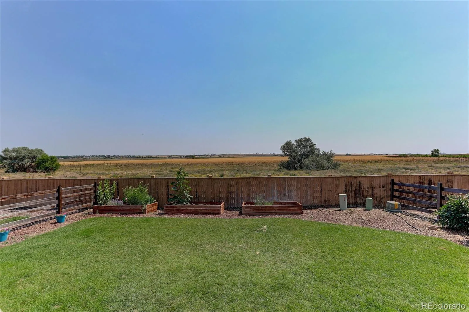 11008 Unity Lane Commerce City CO 80022 | MLS #REC7401573 07042026032250 1600 43