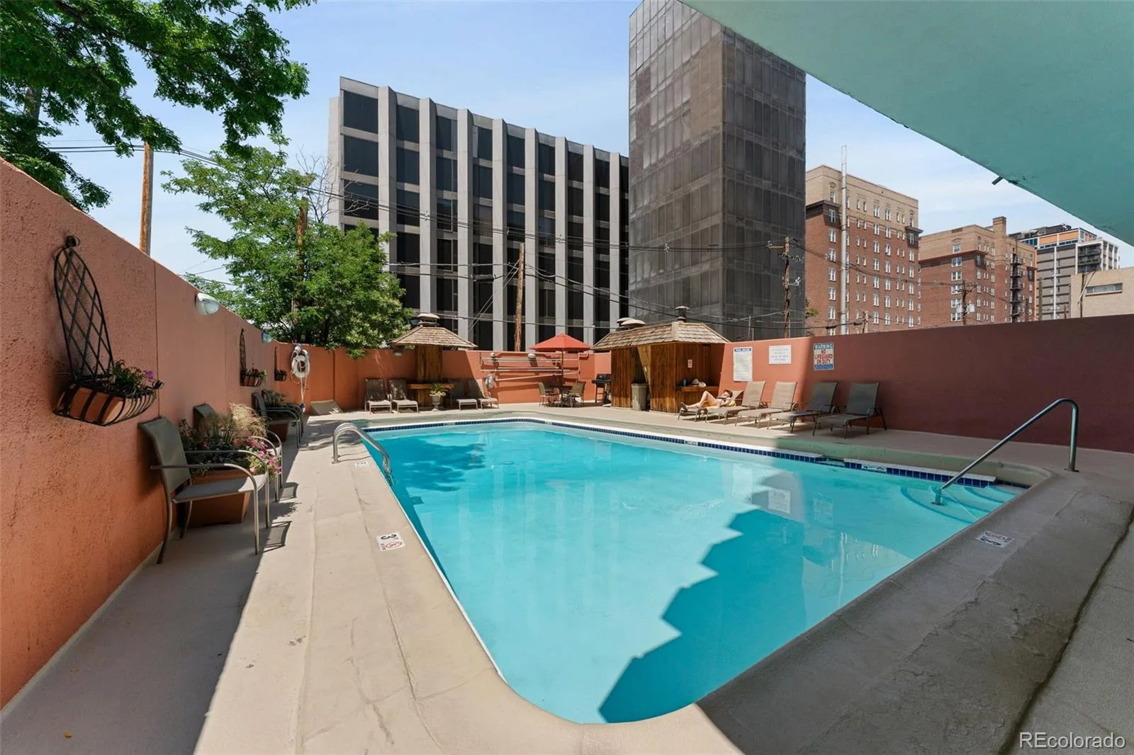 909 N Logan Street #11I Denver CO 80203 | MLS #REC7402343 07232026000954 1600 14