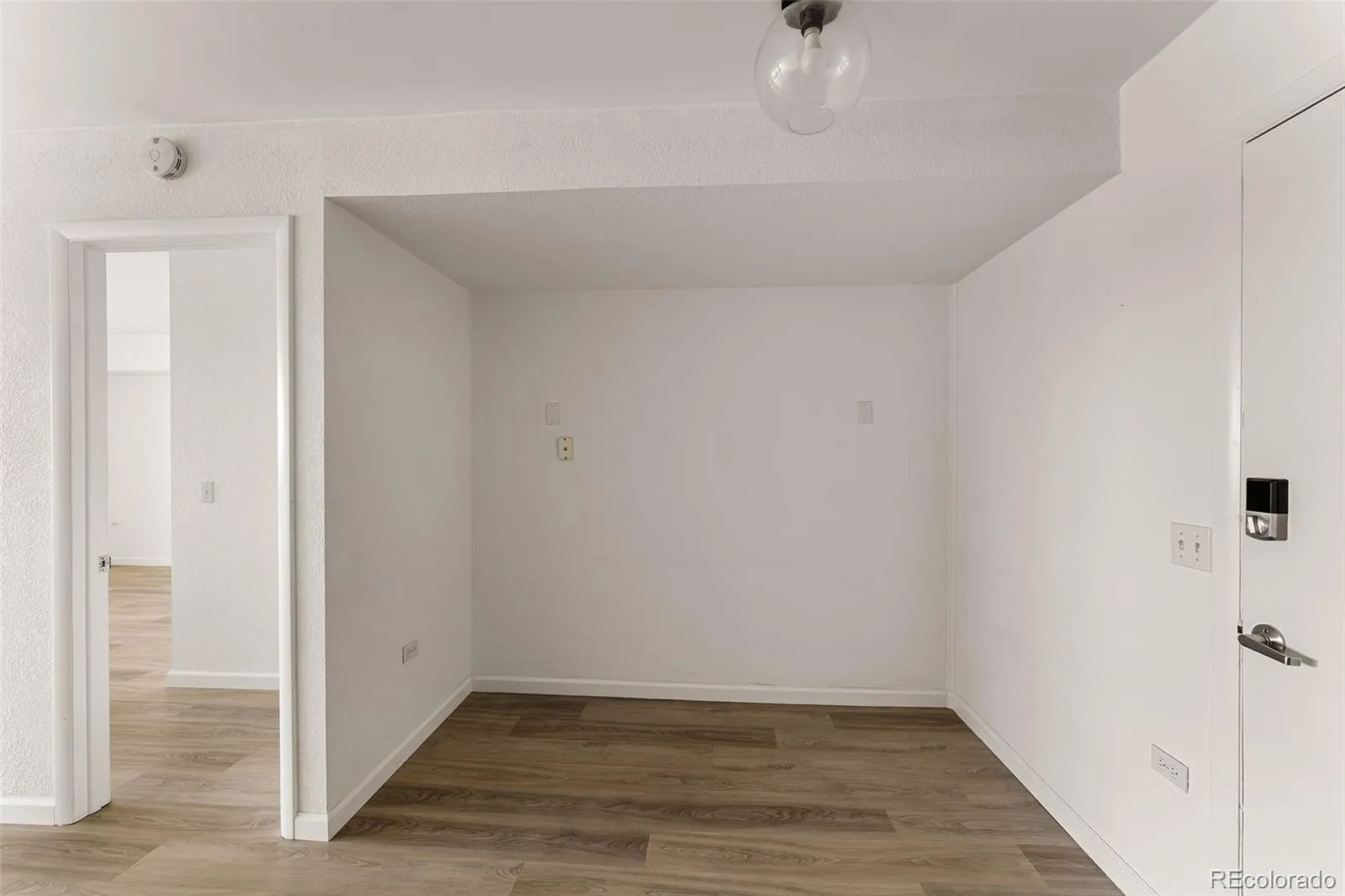 909 N Logan Street #11I Denver CO 80203 | MLS #REC7402343 07232026000954 1600 5