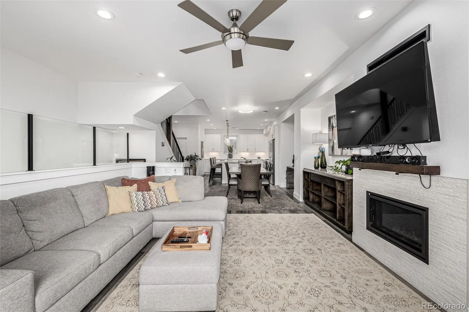 6820 E Lowry Boulevard Denver CO 80230 | MLS #REC7402611 06242026234836 1600 10