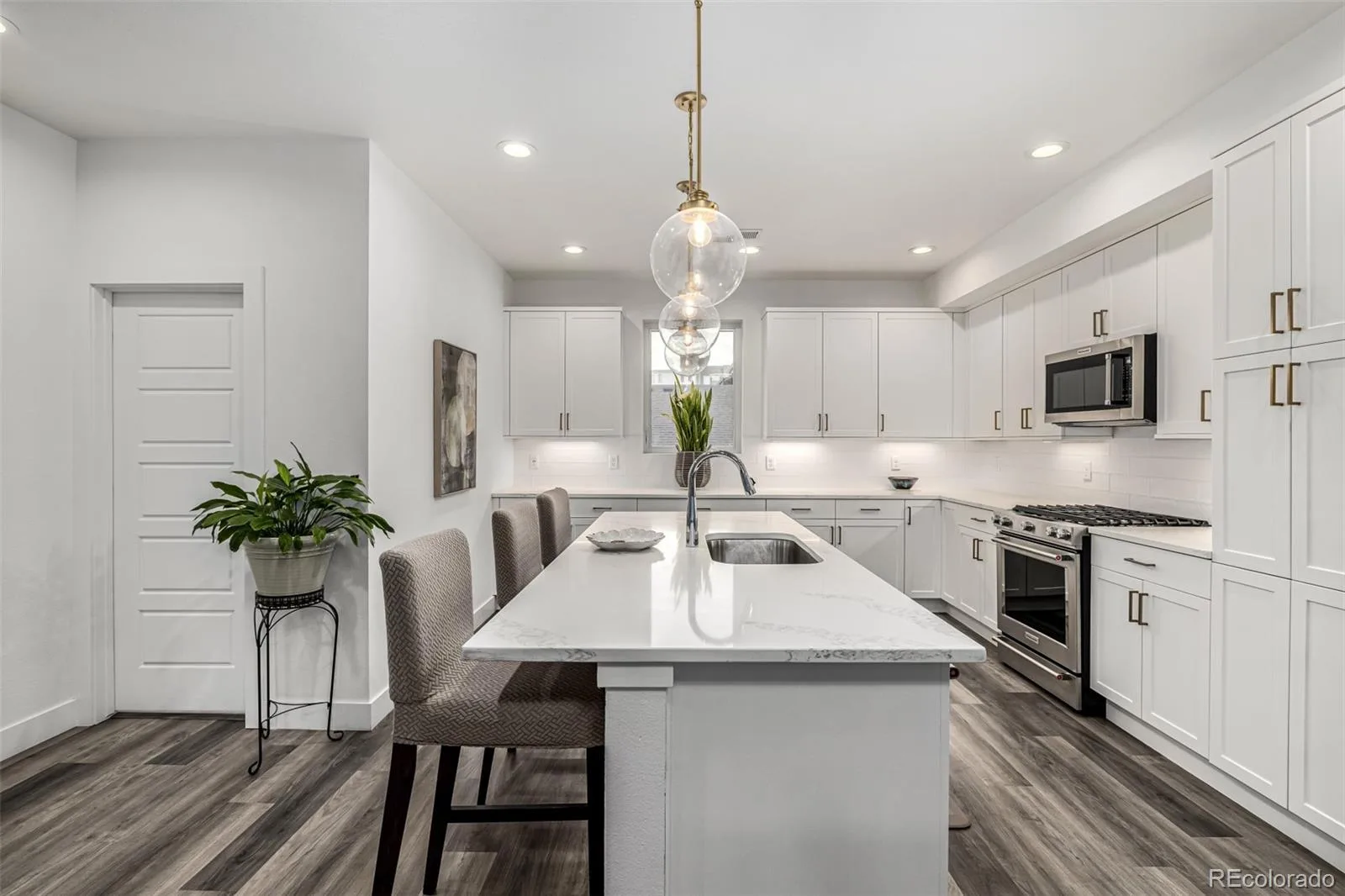 6820 E Lowry Boulevard Denver CO 80230 | MLS #REC7402611 06242026234836 1600 14