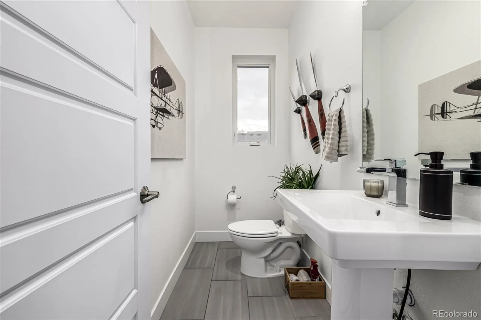 6820 E Lowry Boulevard Denver CO 80230 | MLS #REC7402611 06242026234836 1600 17