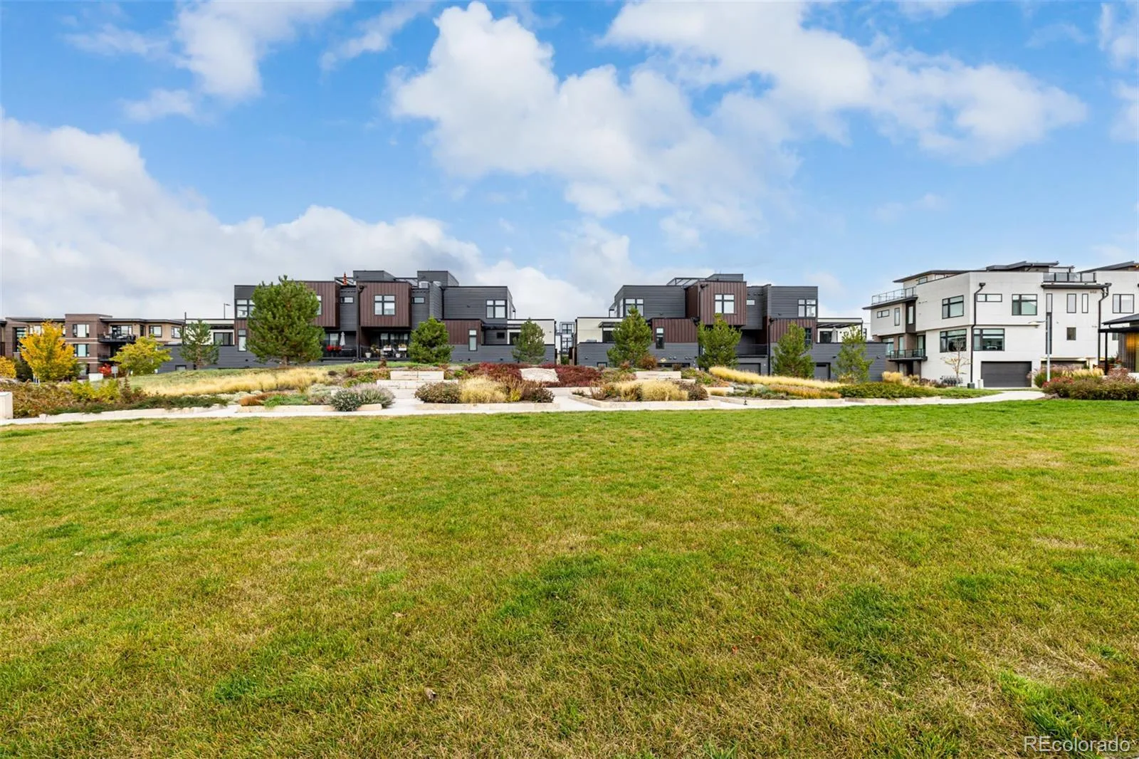 6820 E Lowry Boulevard Denver CO 80230 | MLS #REC7402611 06242026234836 1600 44