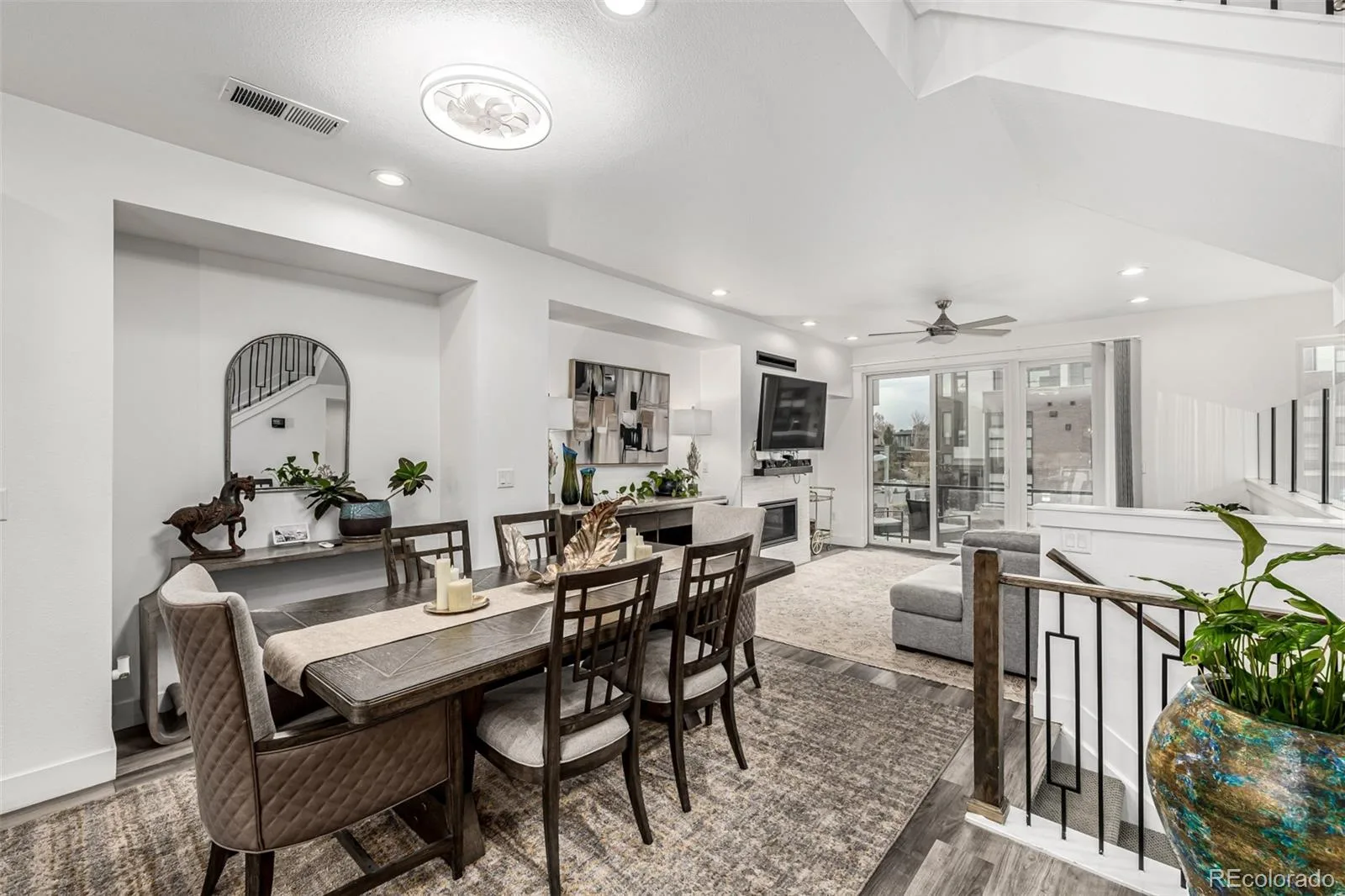 6820 E Lowry Boulevard Denver CO 80230 | MLS #REC7402611 06242026234836 1600 7