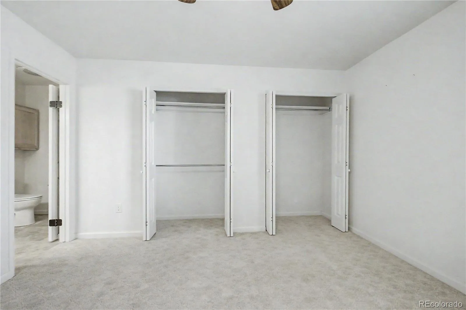 14287 E Marina Drive Aurora CO 80014 MLS #REC7402902 04202026222107 1600 21