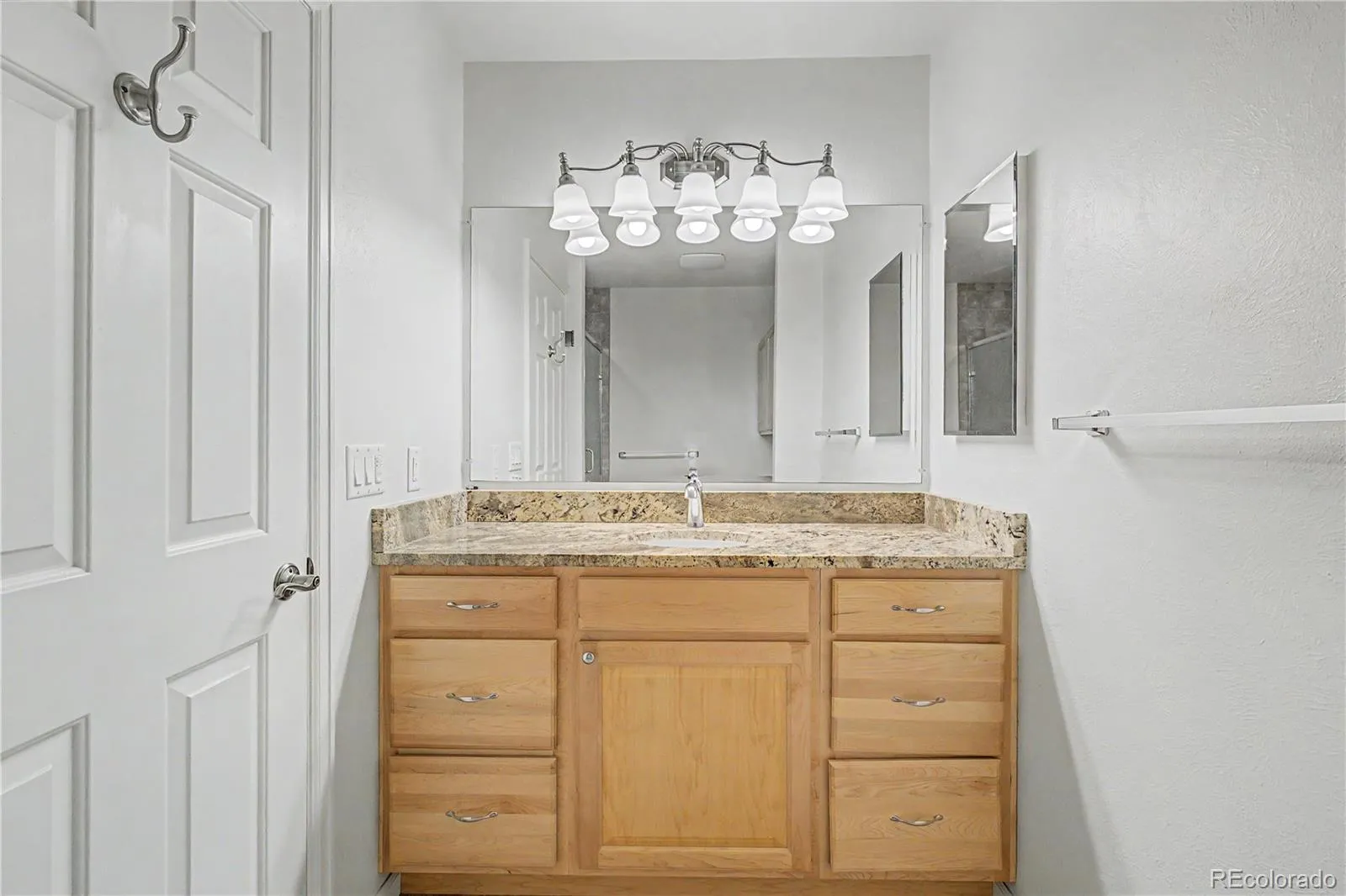 14287 E Marina Drive Aurora CO 80014 MLS #REC7402902 04202026222107 1600 22