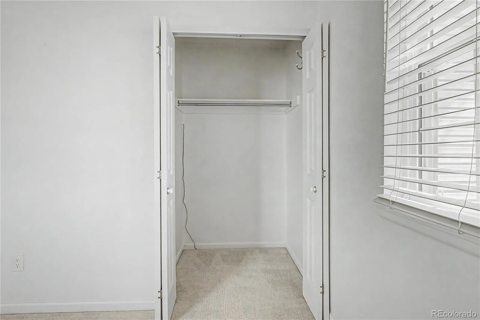 14287 E Marina Drive Aurora CO 80014 MLS #REC7402902 04202026222107 1600 25