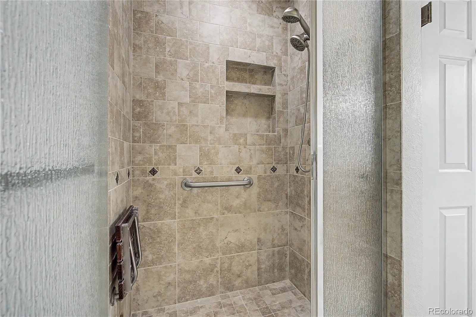 14287 E Marina Drive Aurora CO 80014 MLS #REC7402902 04202026222107 1600 9