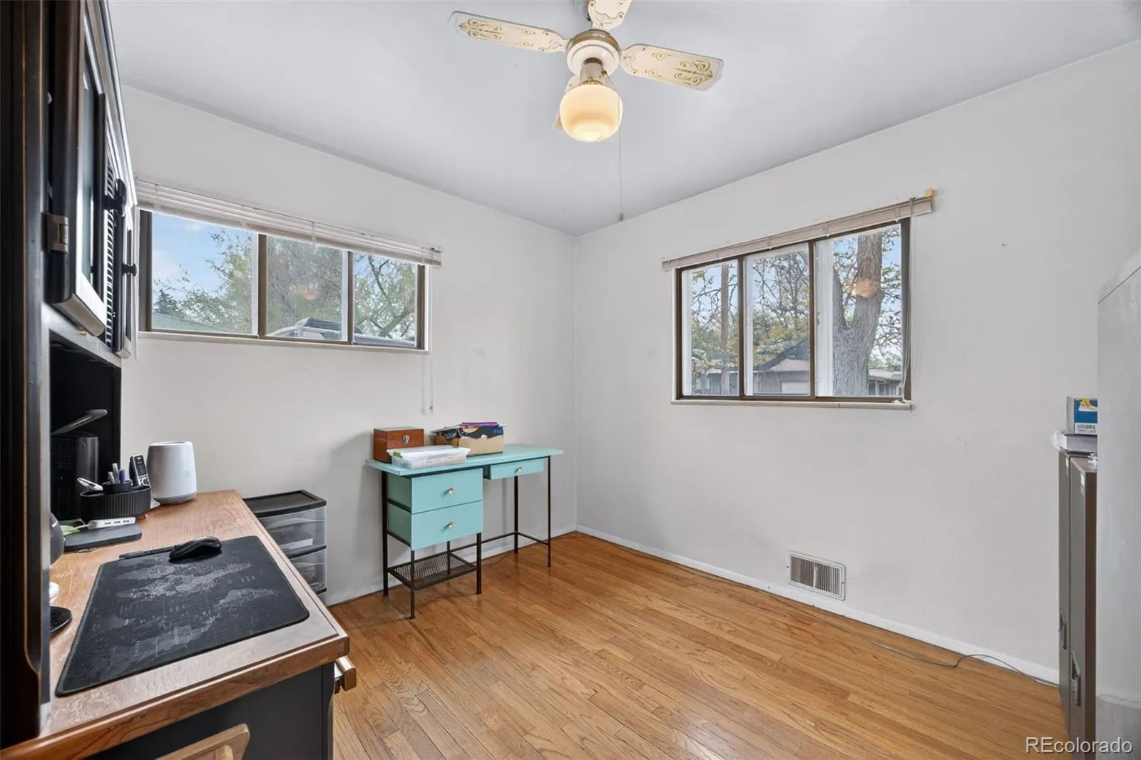 04162026152517 1600 21