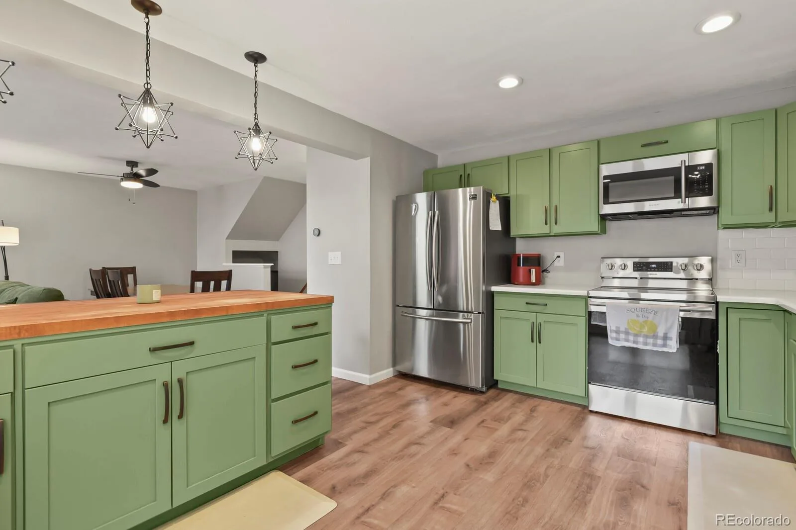 7583 W Euclid Drive Littleton CO 80123 | MLS #REC7404203 06252026014106 1600 13