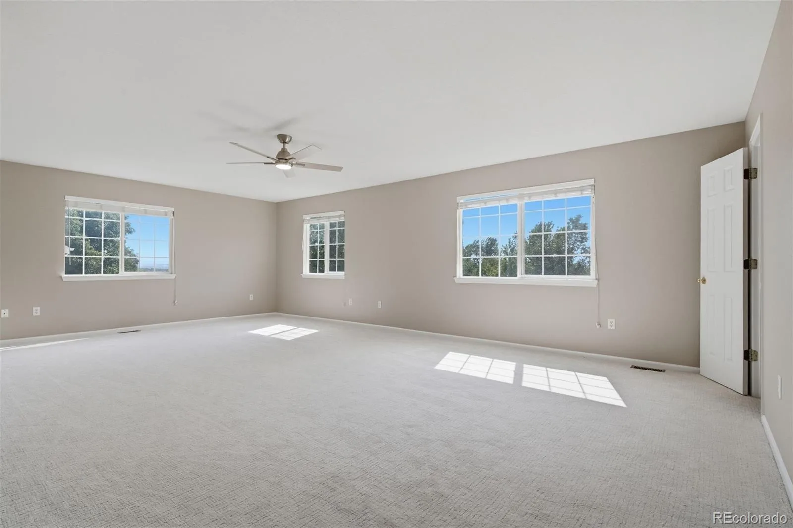 19102 E Crestridge Circle Aurora CO 80015 | MLS #REC7405542 08262026181633 1600 11