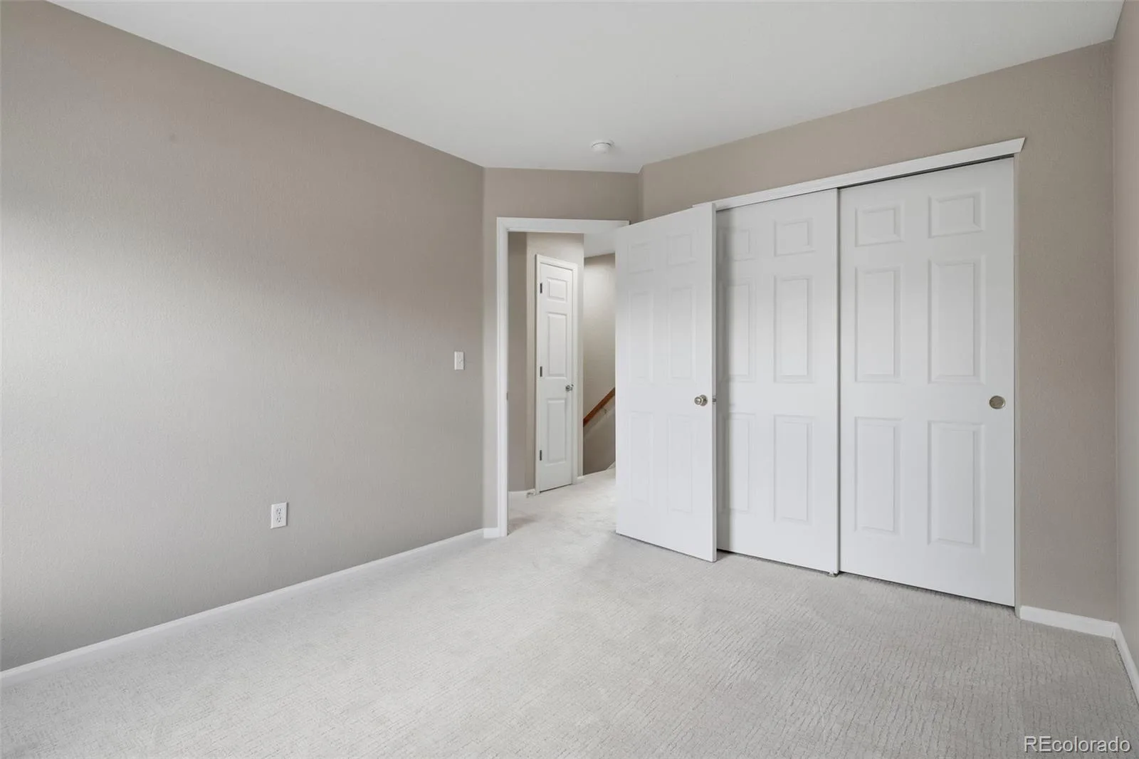 19102 E Crestridge Circle Aurora CO 80015 | MLS #REC7405542 08262026181633 1600 16