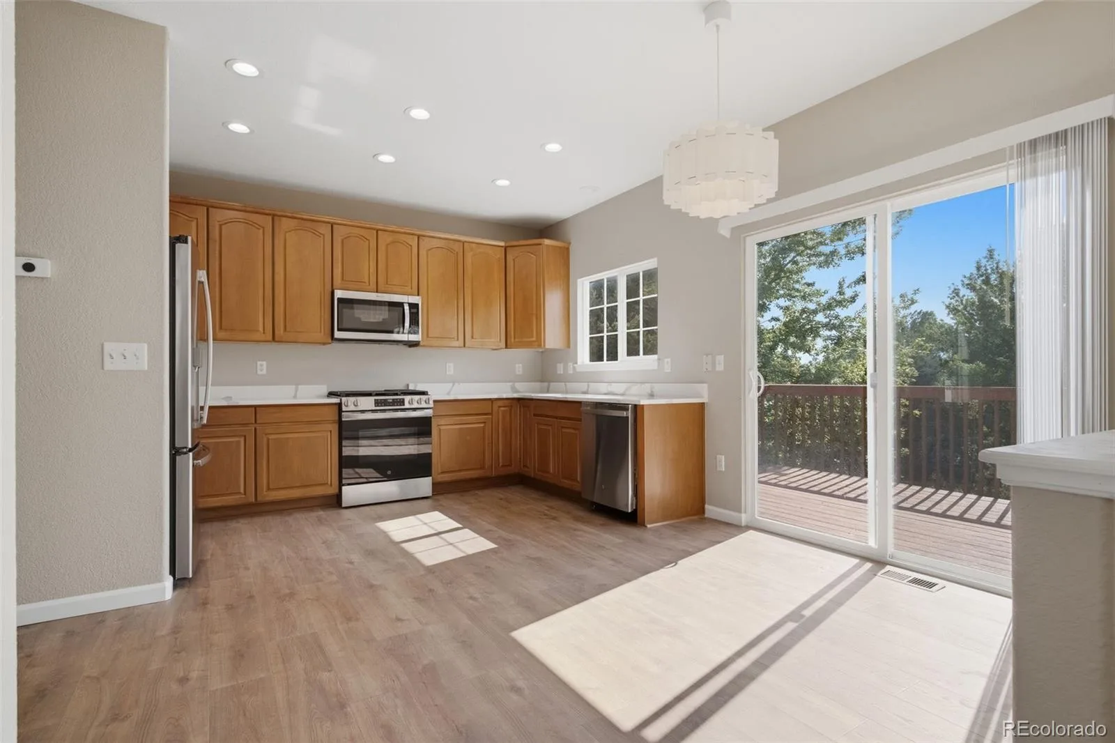 19102 E Crestridge Circle Aurora CO 80015 | MLS #REC7405542 08262026181633 1600 4