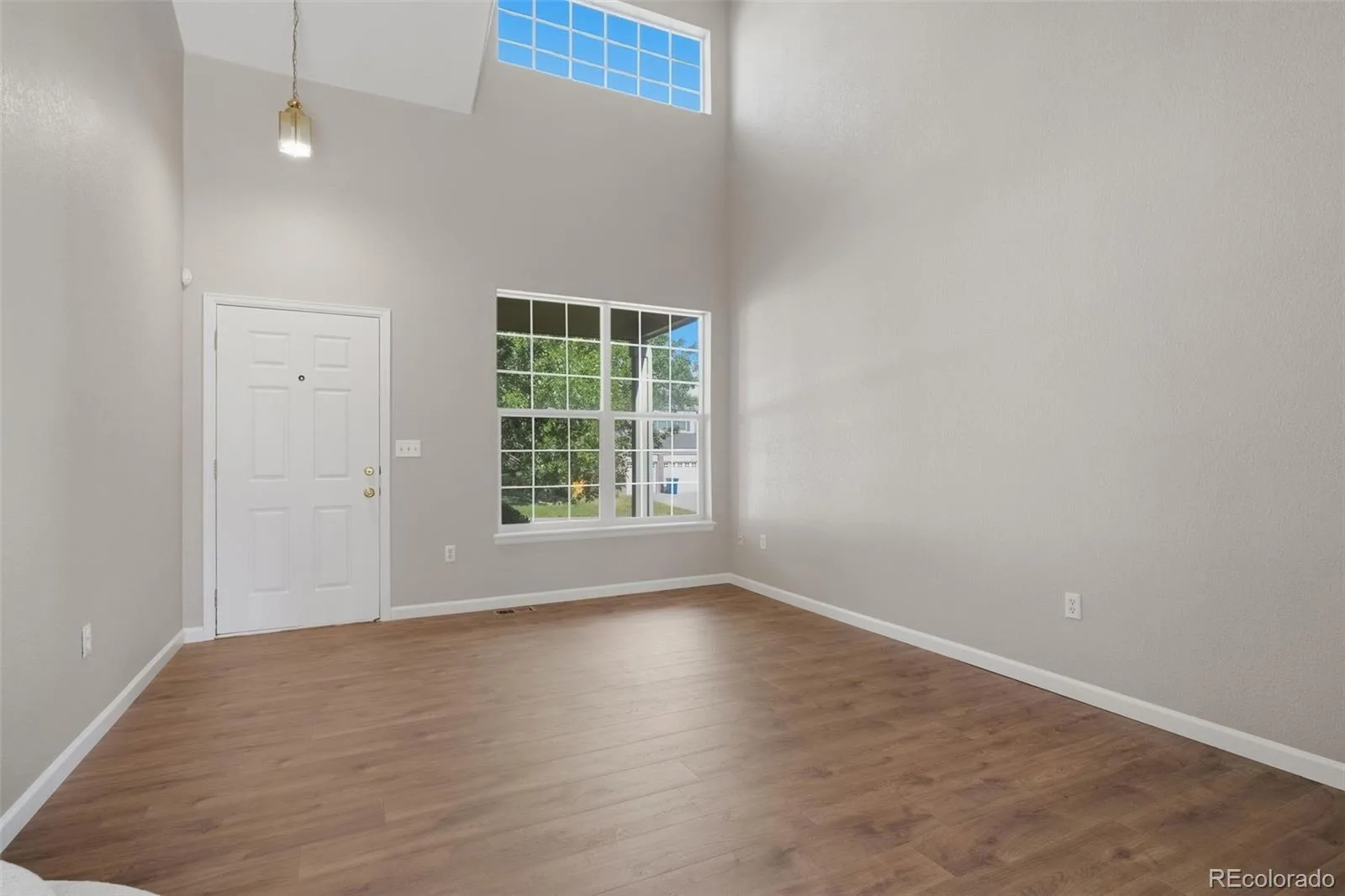 19102 E Crestridge Circle Aurora CO 80015 | MLS #REC7405542 08262026181633 1600 8