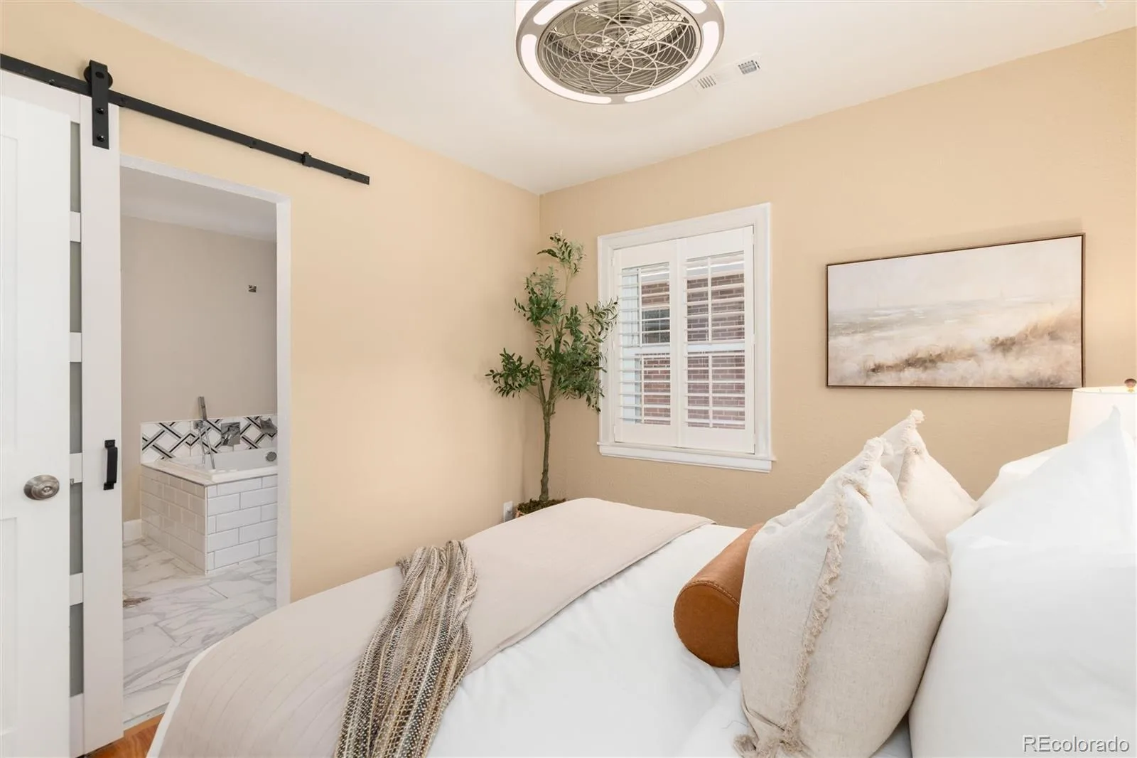 1921 S Sherman Street Denver CO 80210 MLS #REC7406530 06112026165041 1600 23