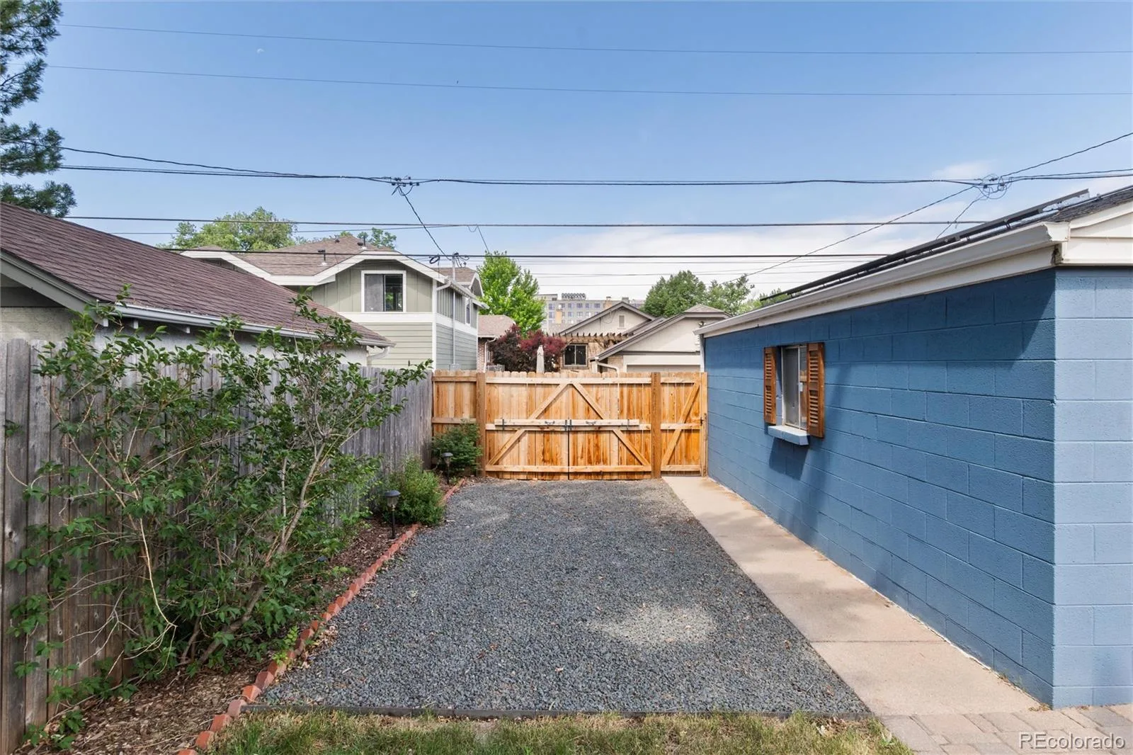 1921 S Sherman Street Denver CO 80210 MLS #REC7406530 06112026165041 1600 38