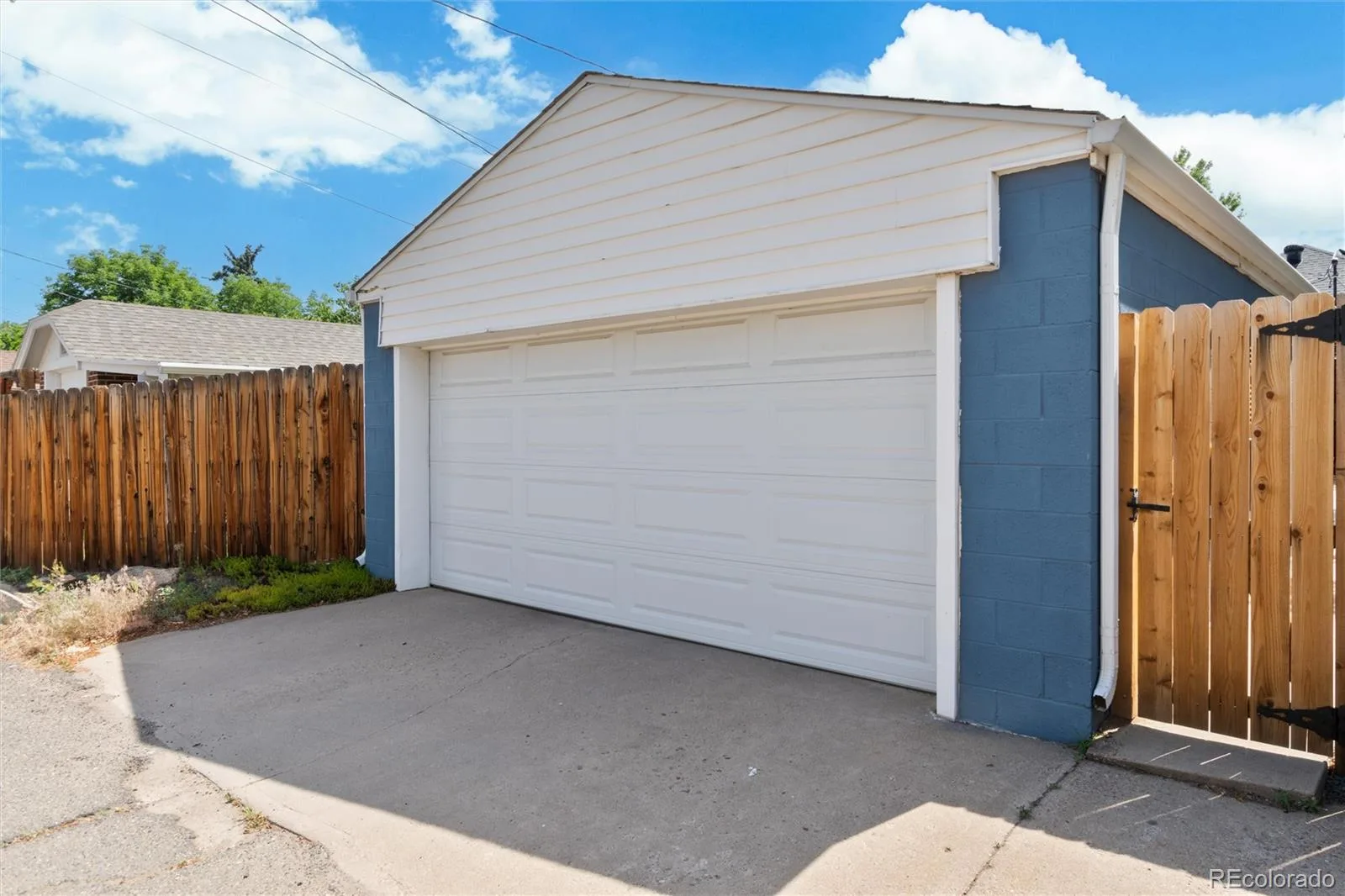 1921 S Sherman Street Denver CO 80210 MLS #REC7406530 06112026165041 1600 39
