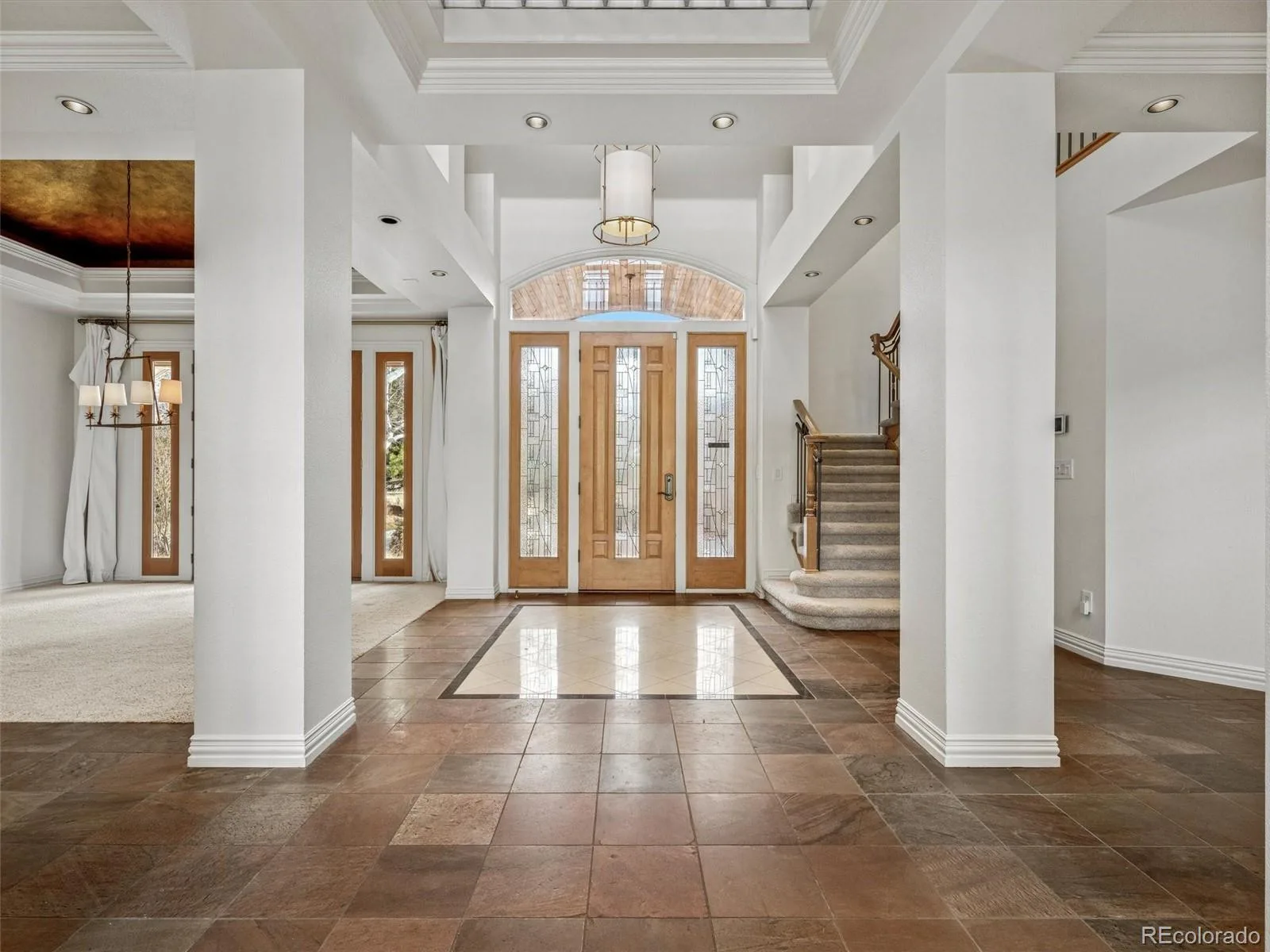 5701 S Aspen Court Greenwood Village CO 80121 | MLS #REC7408083 08272026205502 1600 2
