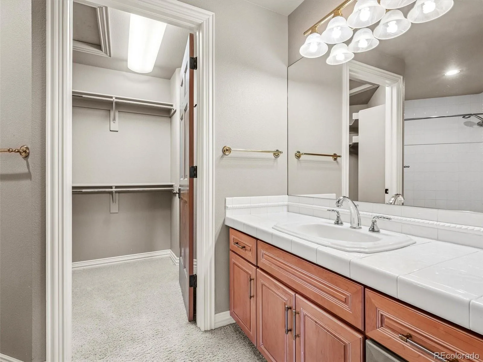 5701 S Aspen Court Greenwood Village CO 80121 | MLS #REC7408083 08272026205502 1600 29