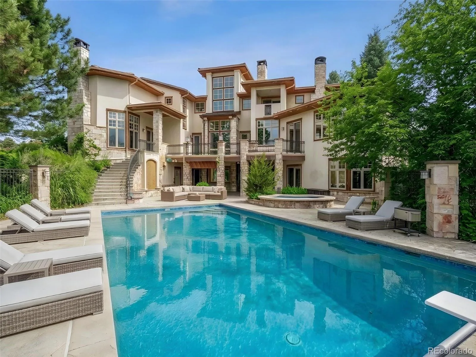 5701 S Aspen Court Greenwood Village CO 80121 | MLS #REC7408083 08272026205502 1600 41
