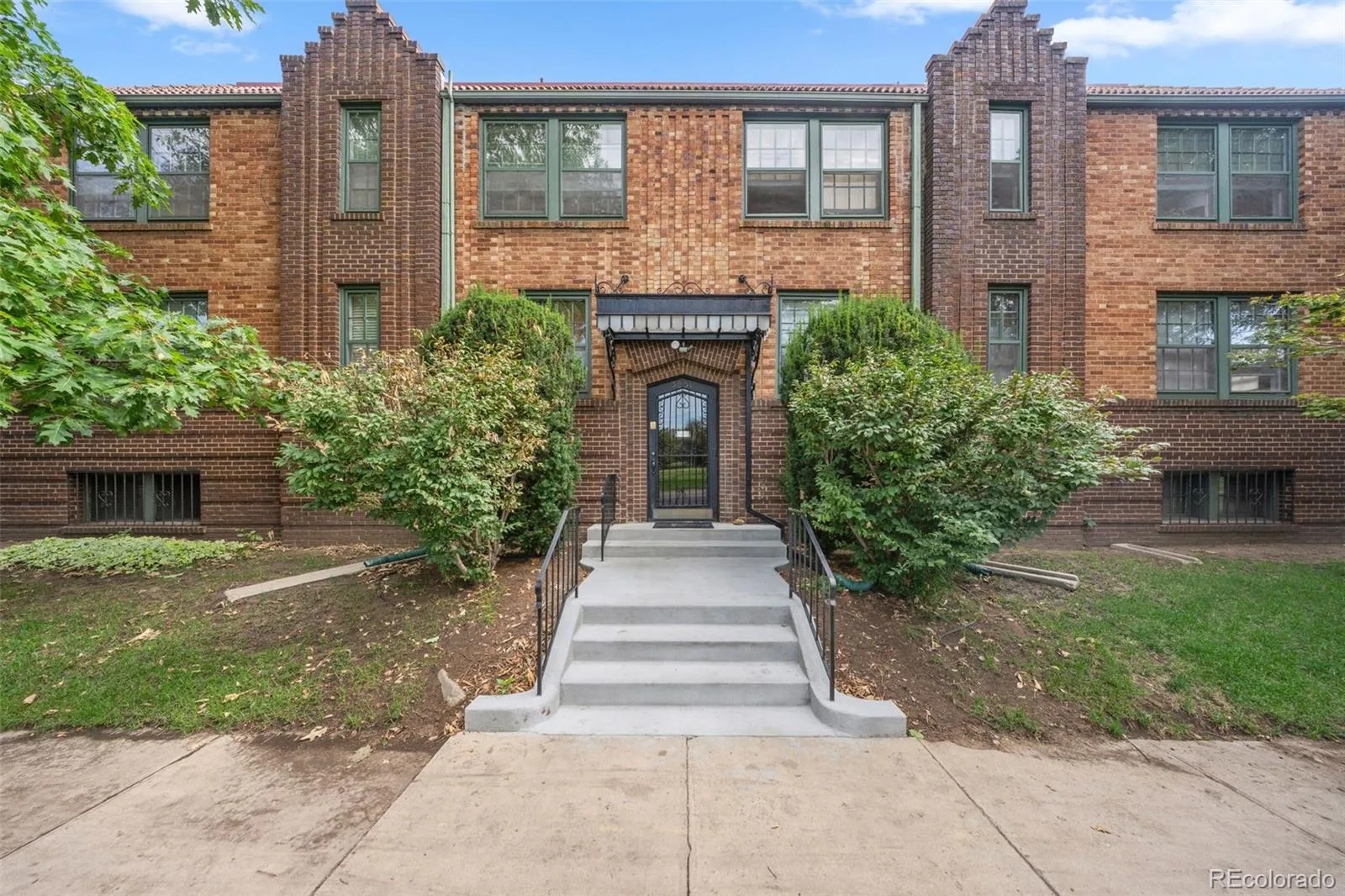 3850 E 17th Avenue #5 Denver CO 80206 | MLS #REC7408300 08202026195007 1600 16