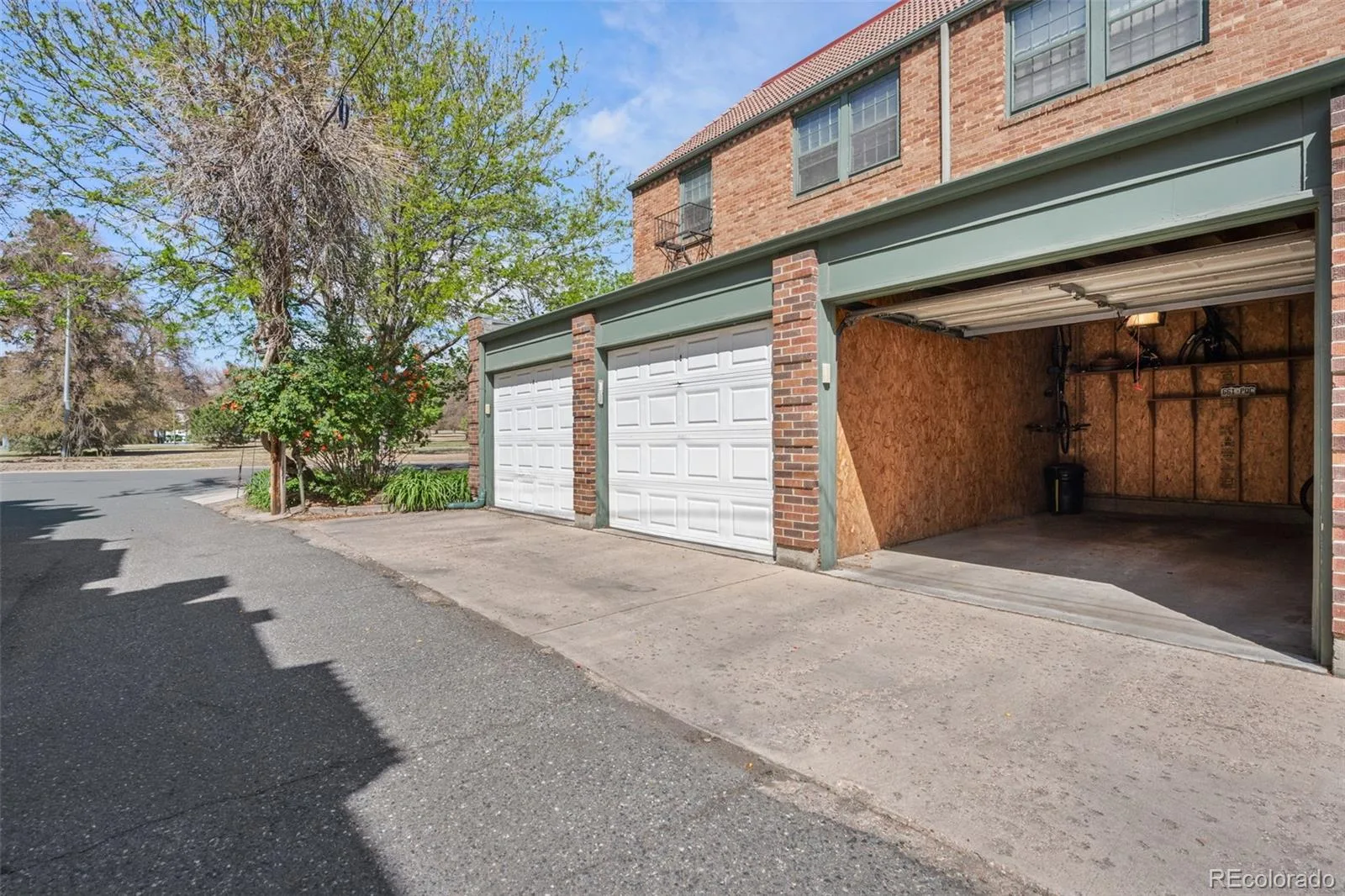 3850 E 17th Avenue #5 Denver CO 80206 | MLS #REC7408300 08202026195007 1600 23
