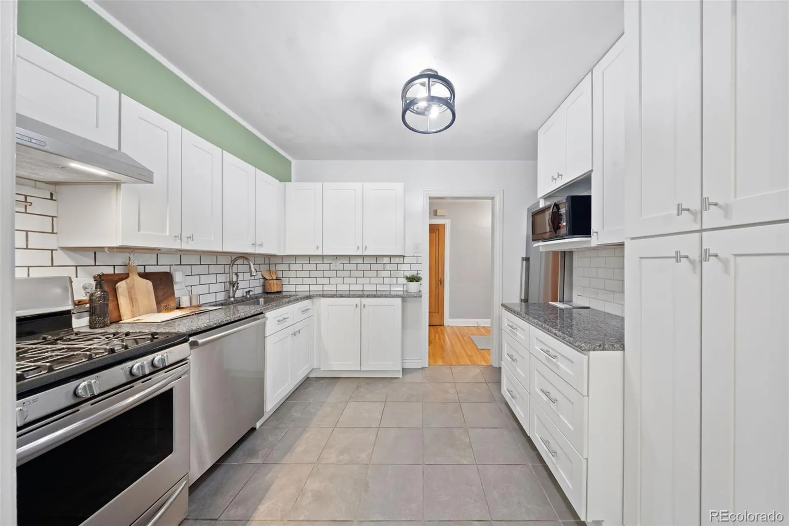 3850 E 17th Avenue #5 Denver CO 80206 | MLS #REC7408300 08202026195007 1600 8