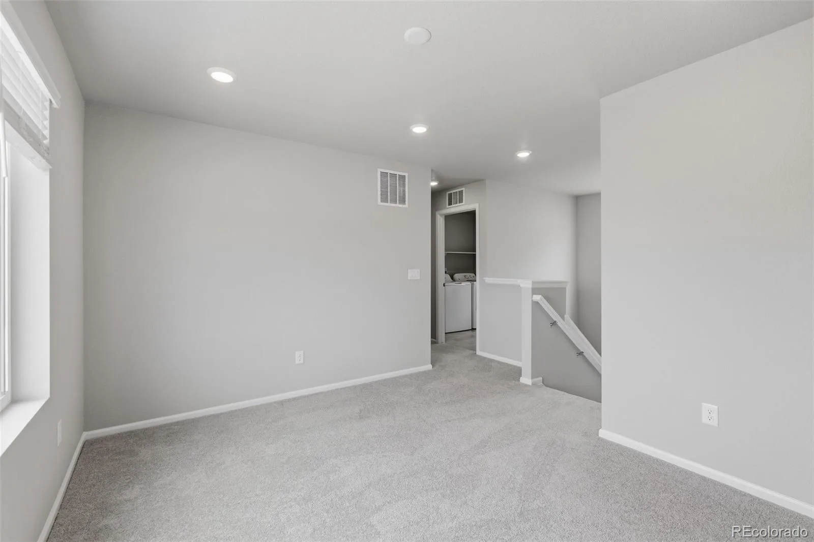 5496 N Elk Street Aurora CO 80019 | MLS #REC7408825 07242026185636 1600 12